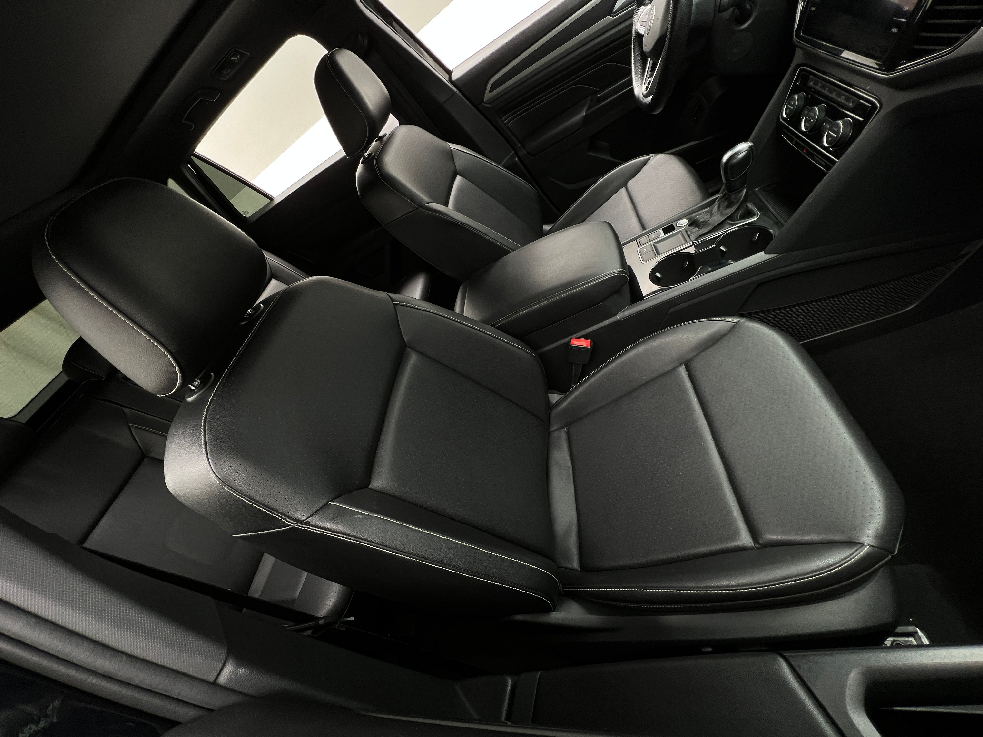 2020 Volkswagen Atlas Cross Sport