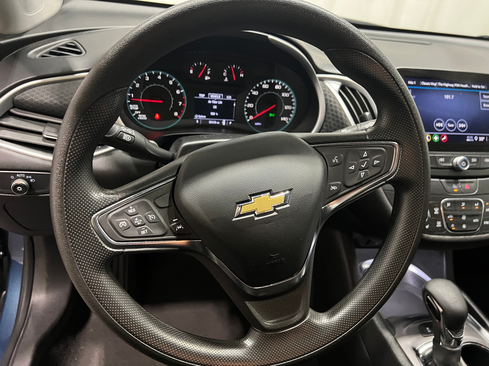 Thumbnail: 2024 Chevrolet Malibu - 5