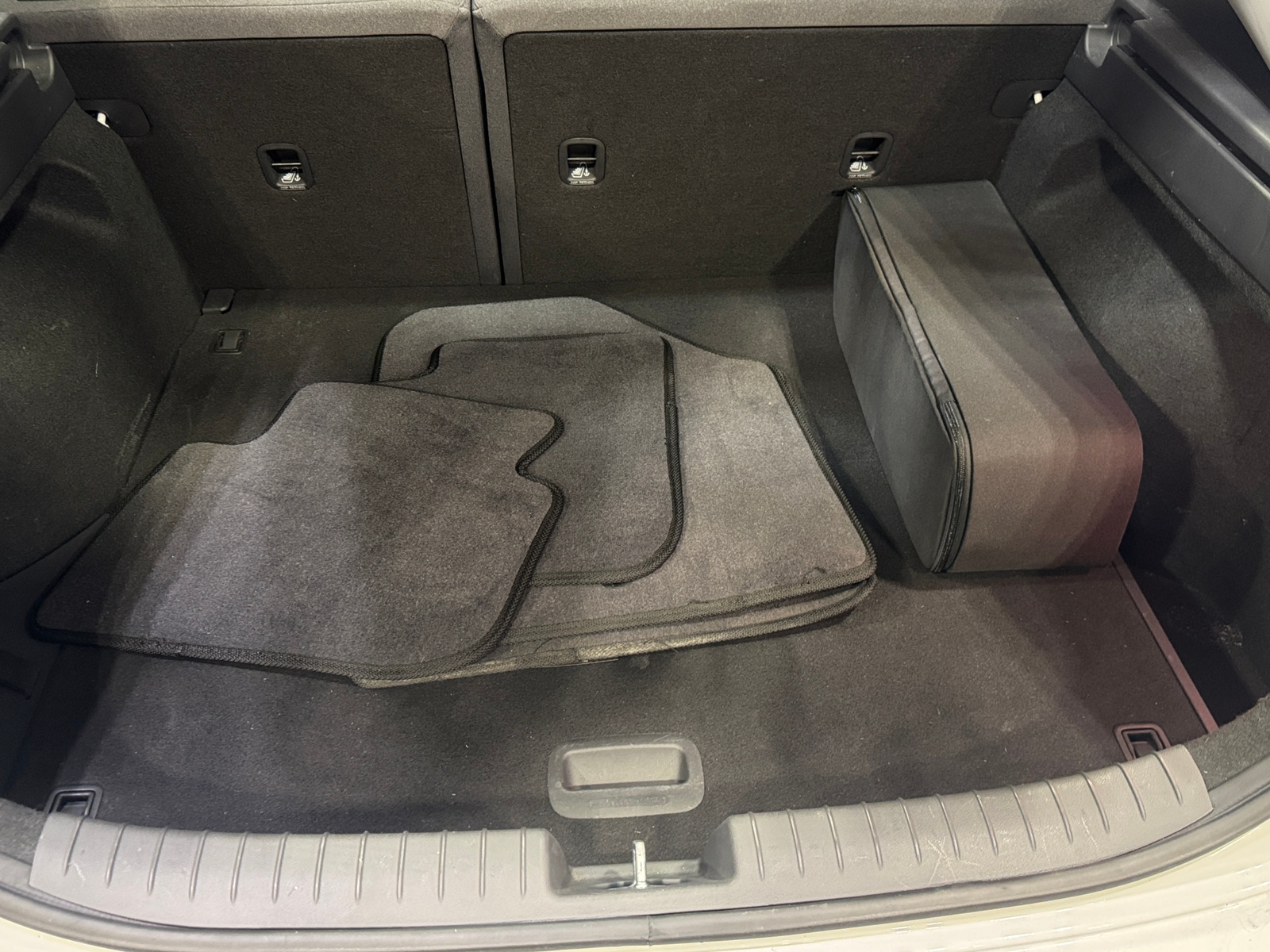 Thumbnail: 2020 Hyundai Ioniq - 7