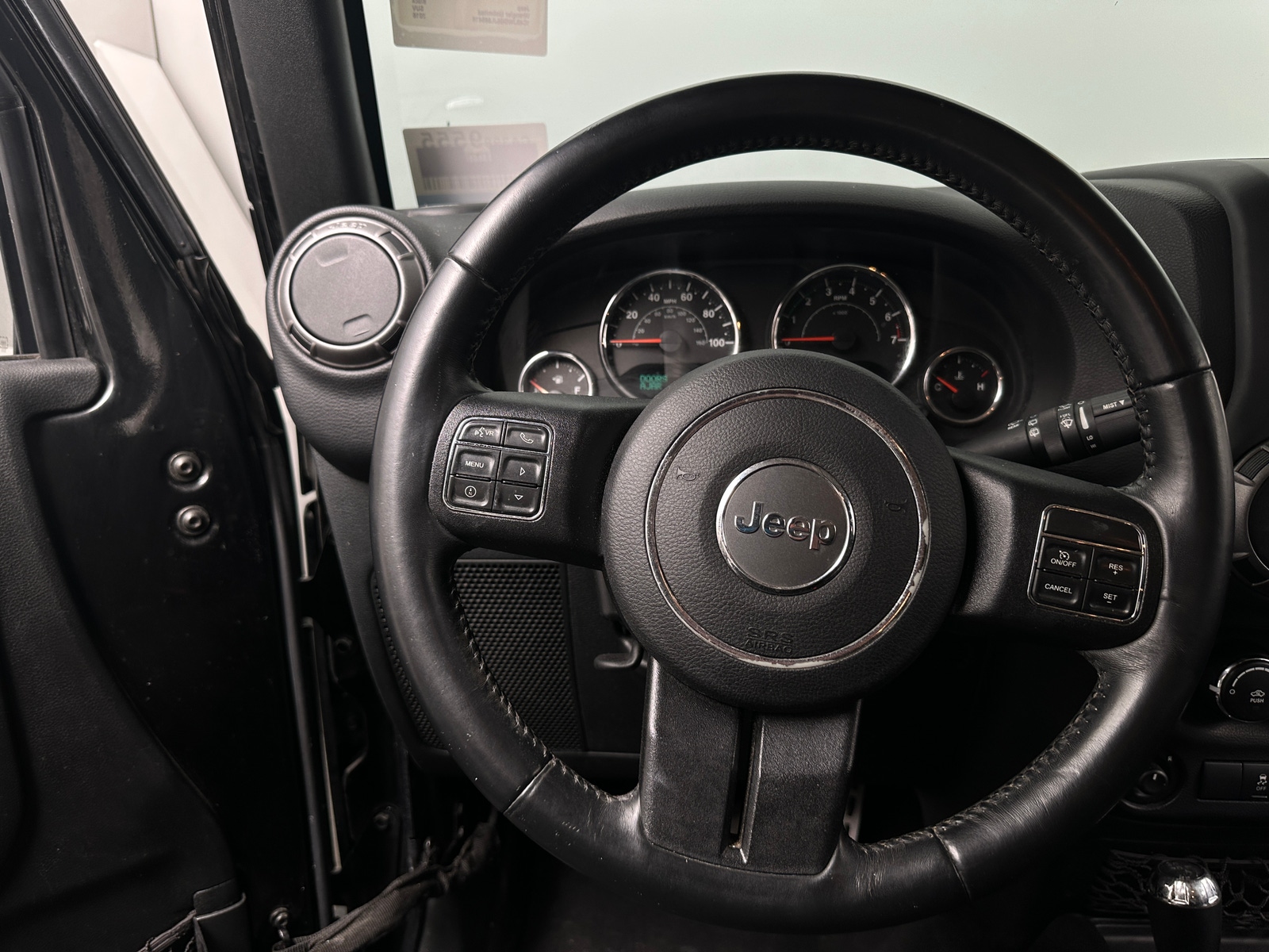 Thumbnail: 2018 Jeep Wrangler - 5