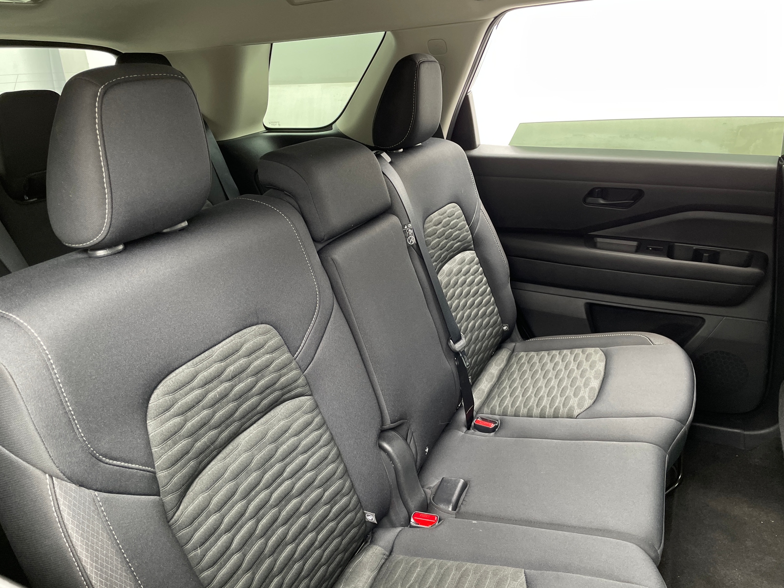 Thumbnail: 2023 Nissan Pathfinder - 6