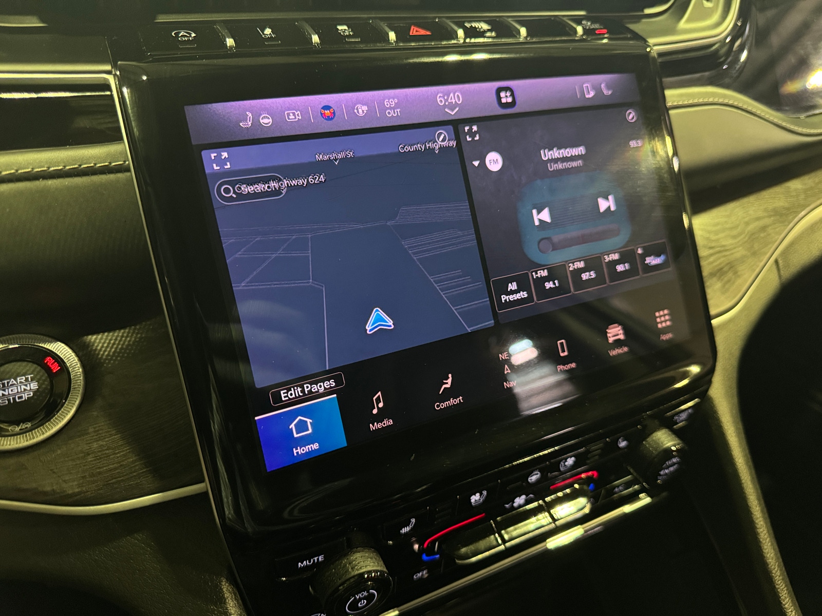 Thumbnail: 2022 Jeep Grand Cherokee L - 3