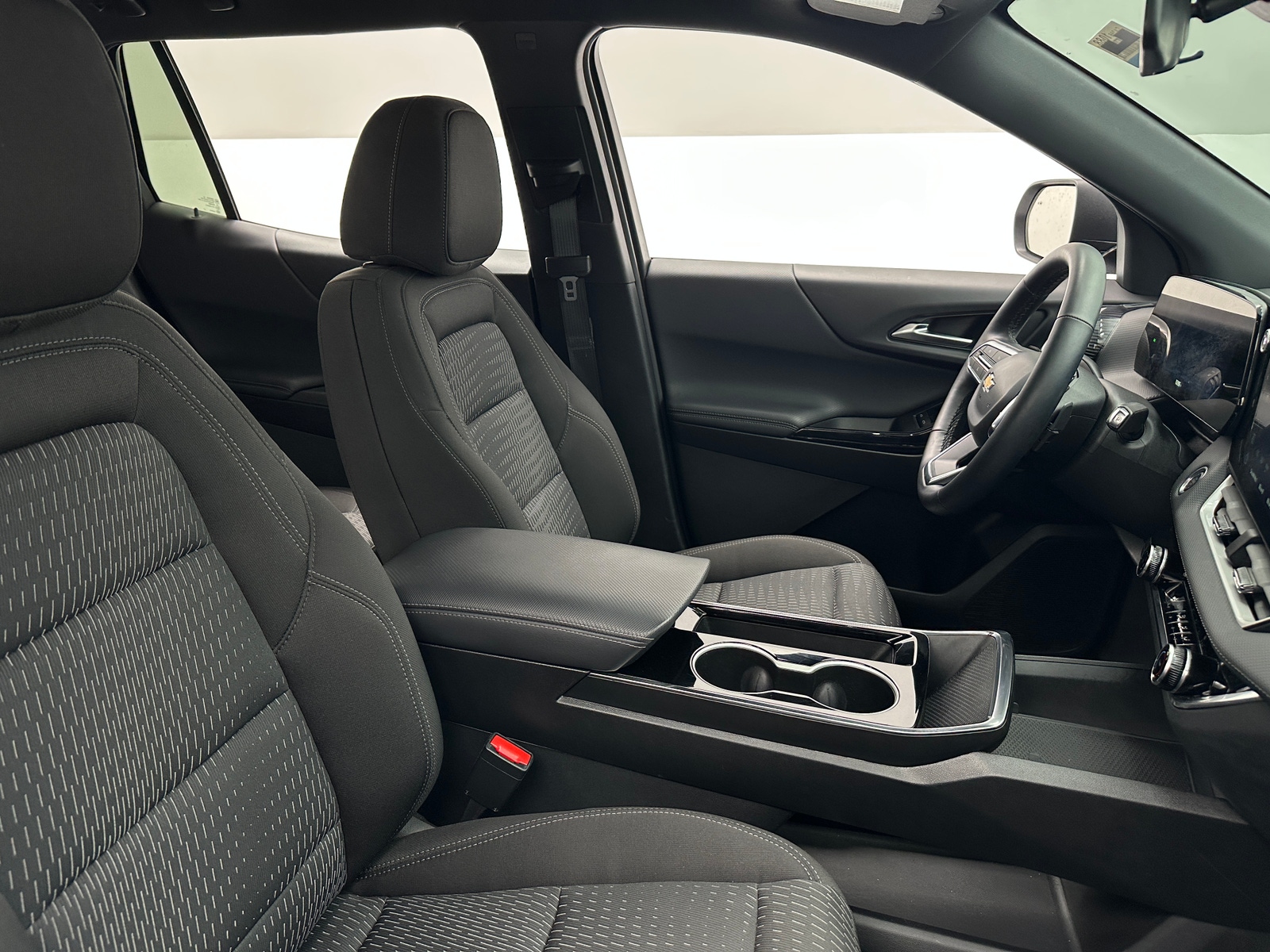 Thumbnail: 2025 Chevrolet Equinox - 2