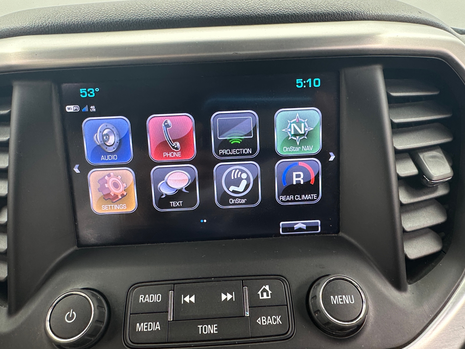 Thumbnail: 2017 GMC Acadia - 4