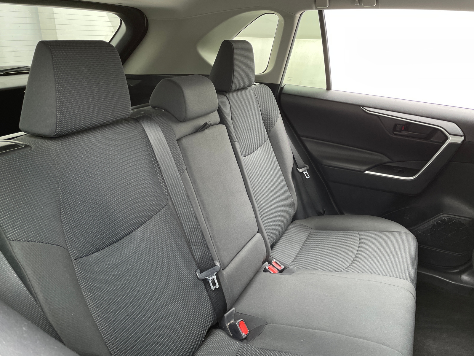 Thumbnail: 2019 Toyota RAV4 - 6