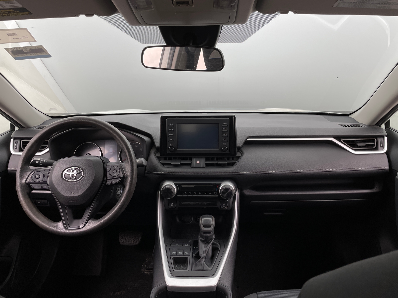 Thumbnail: 2019 Toyota RAV4 - 3