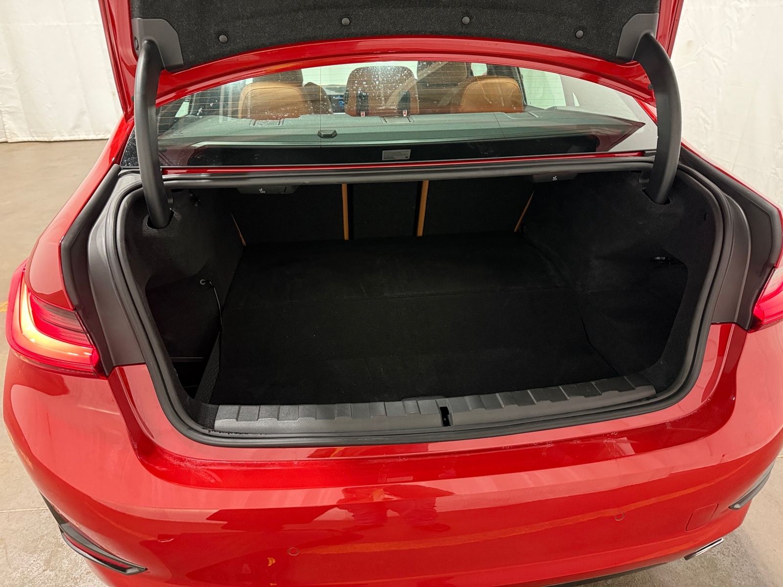 Thumbnail: 2022 BMW 3 Series - 6