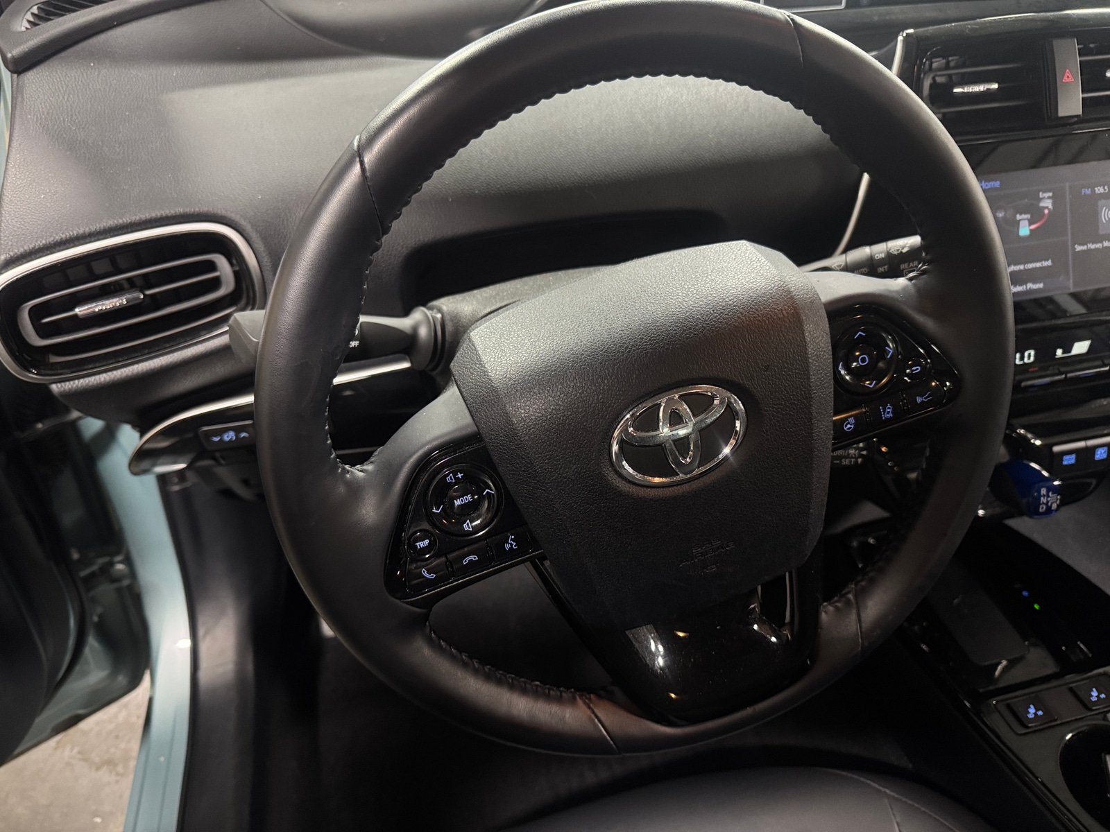 Thumbnail: 2022 Toyota Prius - 4