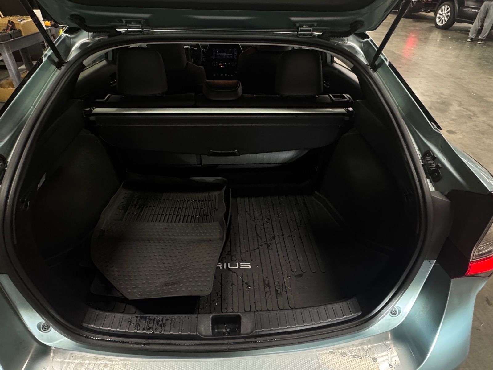 Thumbnail: 2022 Toyota Prius - 6