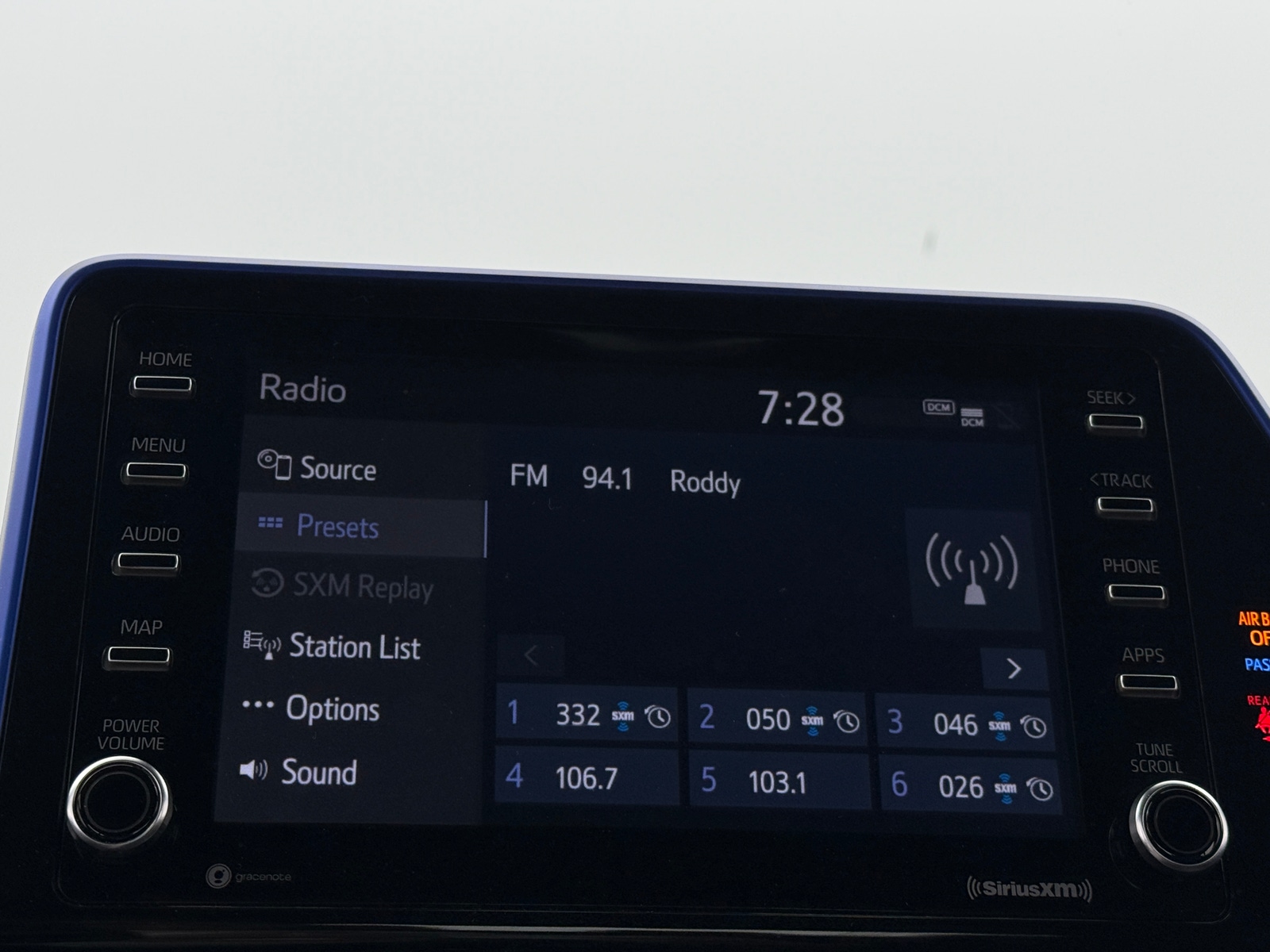 Thumbnail: 2021 Toyota C-HR - 4