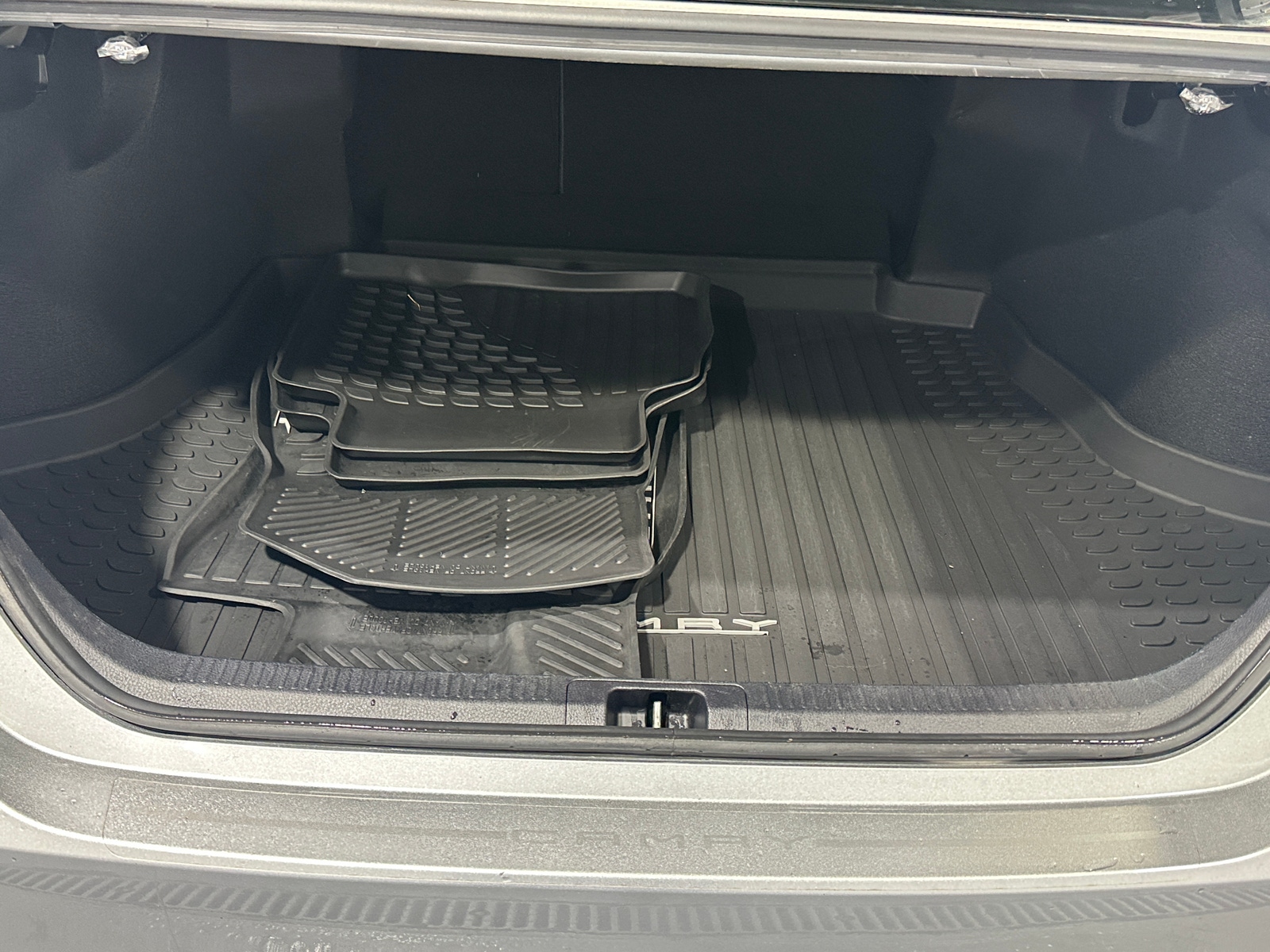 Thumbnail: 2020 Toyota Camry - 7