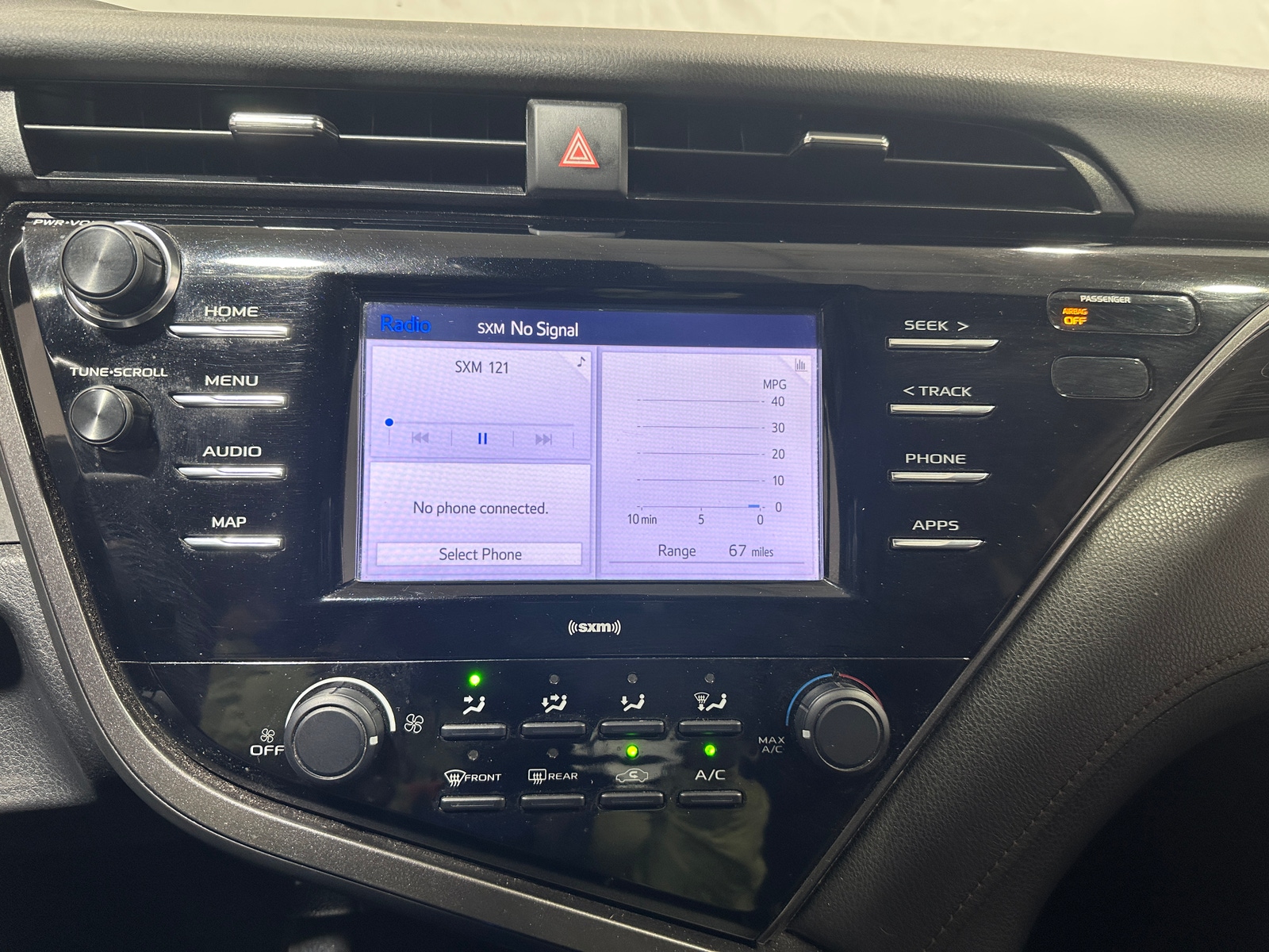 Thumbnail: 2020 Toyota Camry - 4