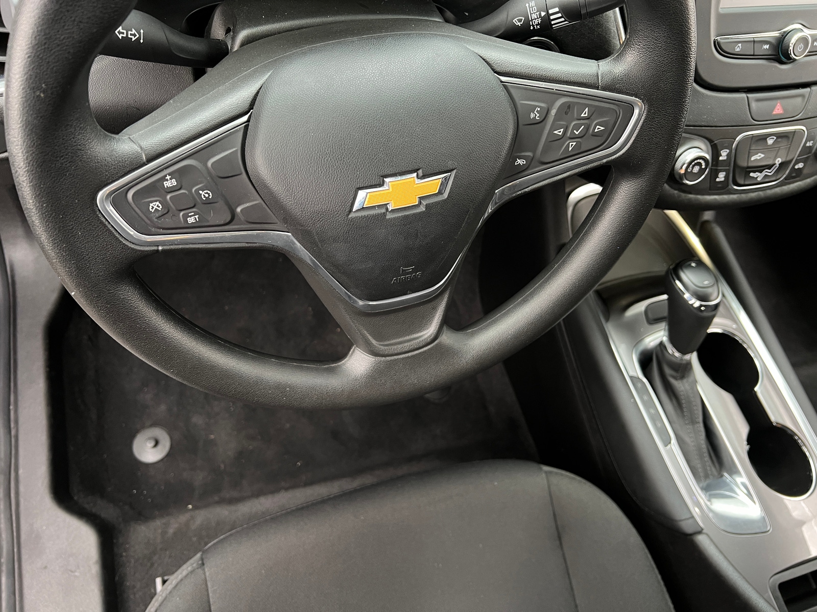 Thumbnail: 2016 Chevrolet Malibu - 5