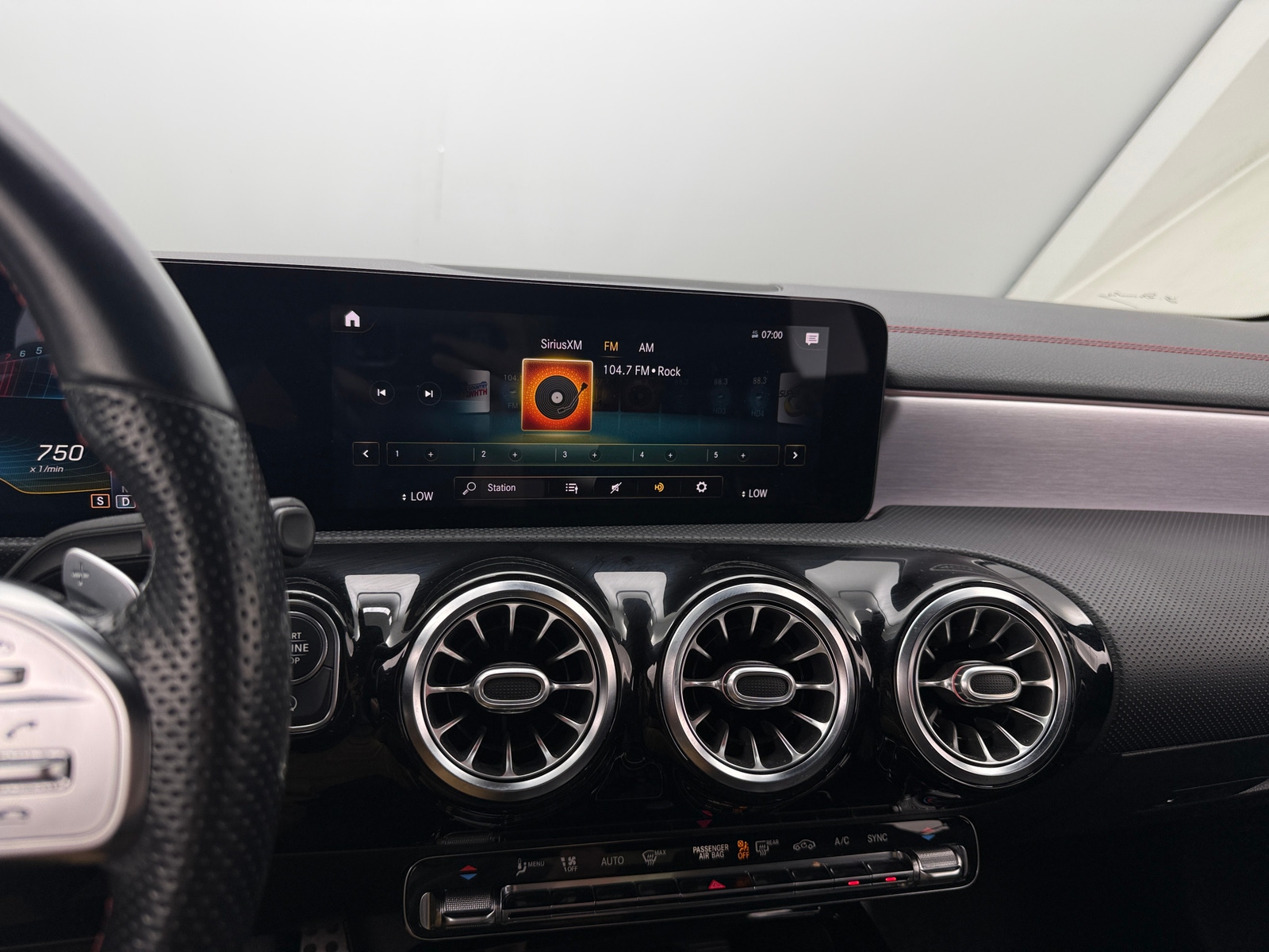 Thumbnail: 2021 Mercedes-Benz CLA - 2