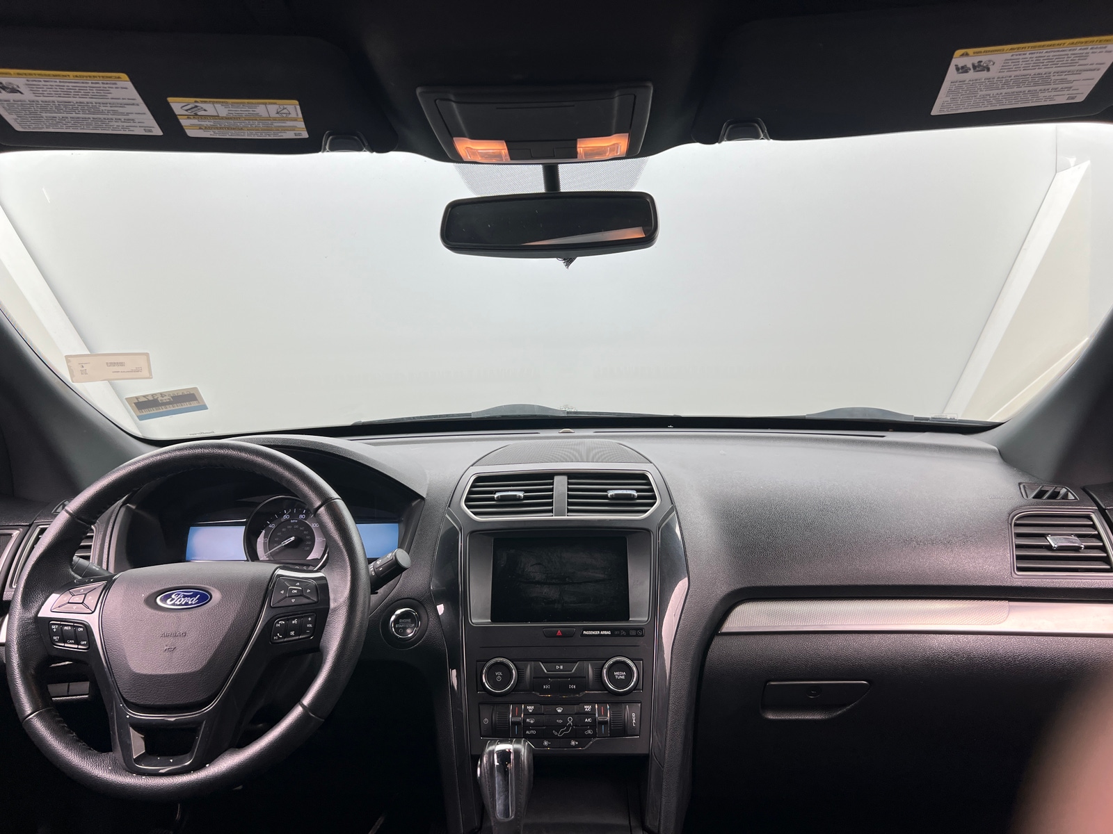 Thumbnail: 2018 Ford Explorer - 3