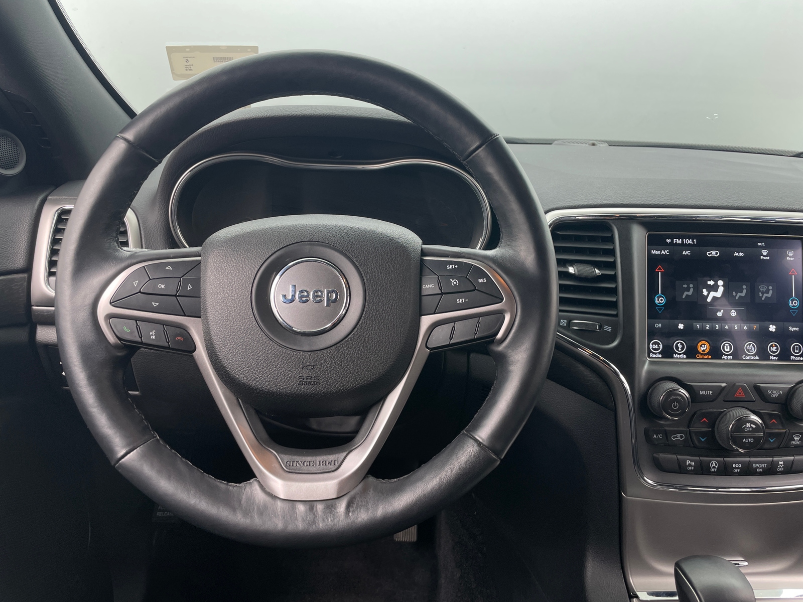 Thumbnail: 2018 Jeep Grand Cherokee - 4