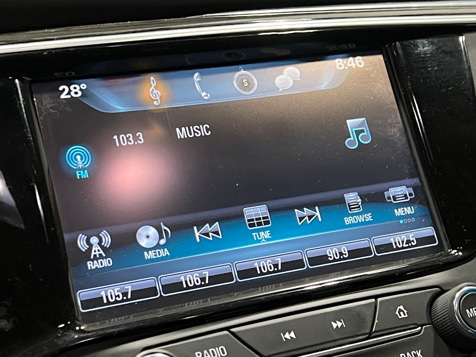 Thumbnail: 2017 Buick Envision - 3