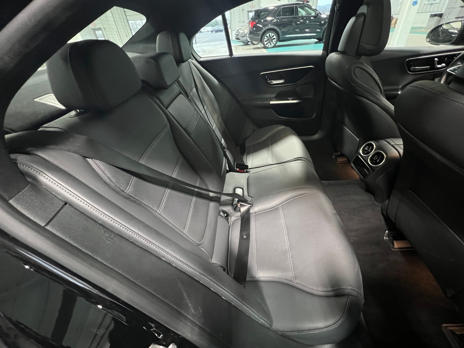 Thumbnail: 2024 Mercedes-Benz C-Class - 5