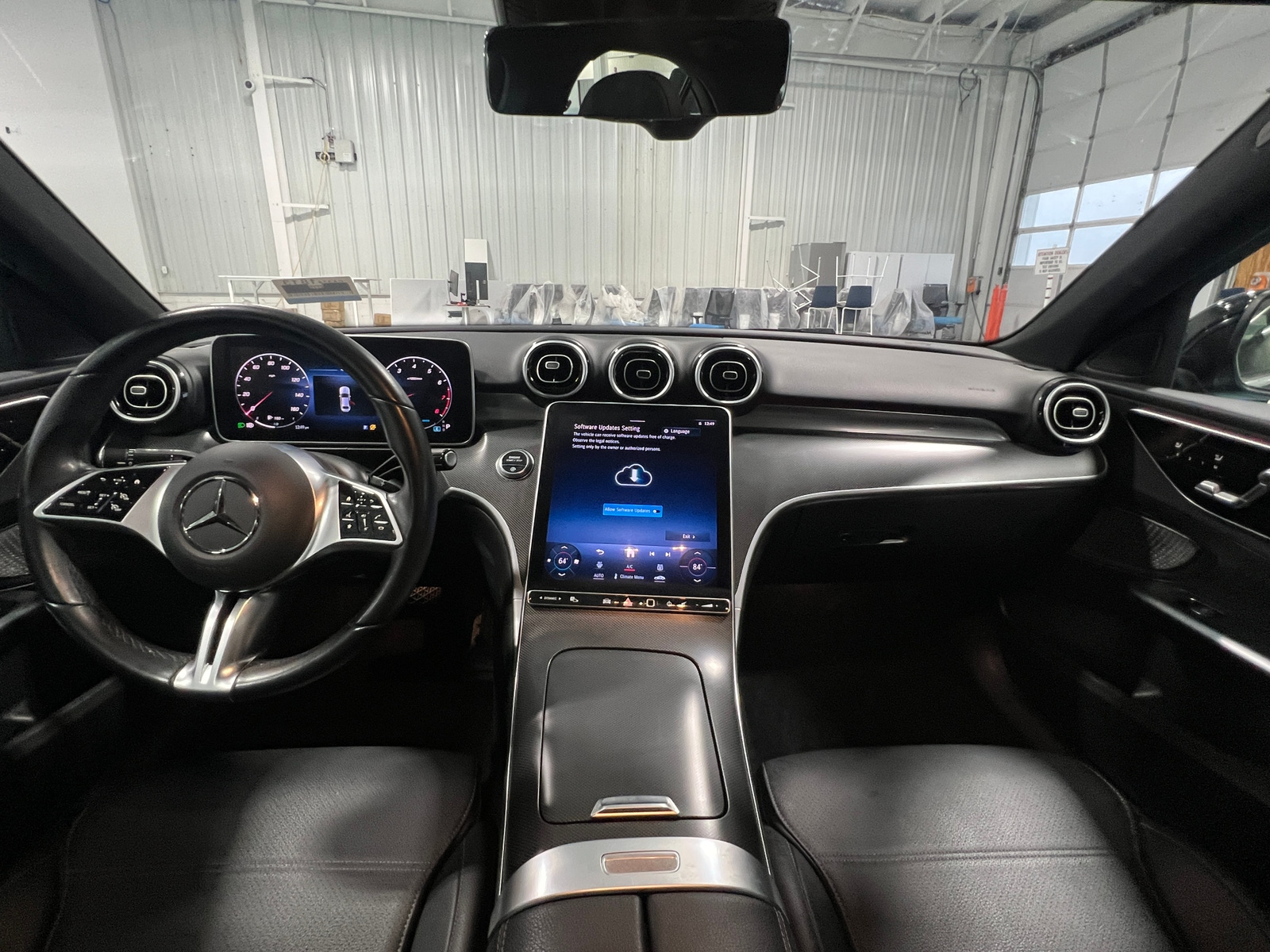 Thumbnail: 2024 Mercedes-Benz C-Class - 2