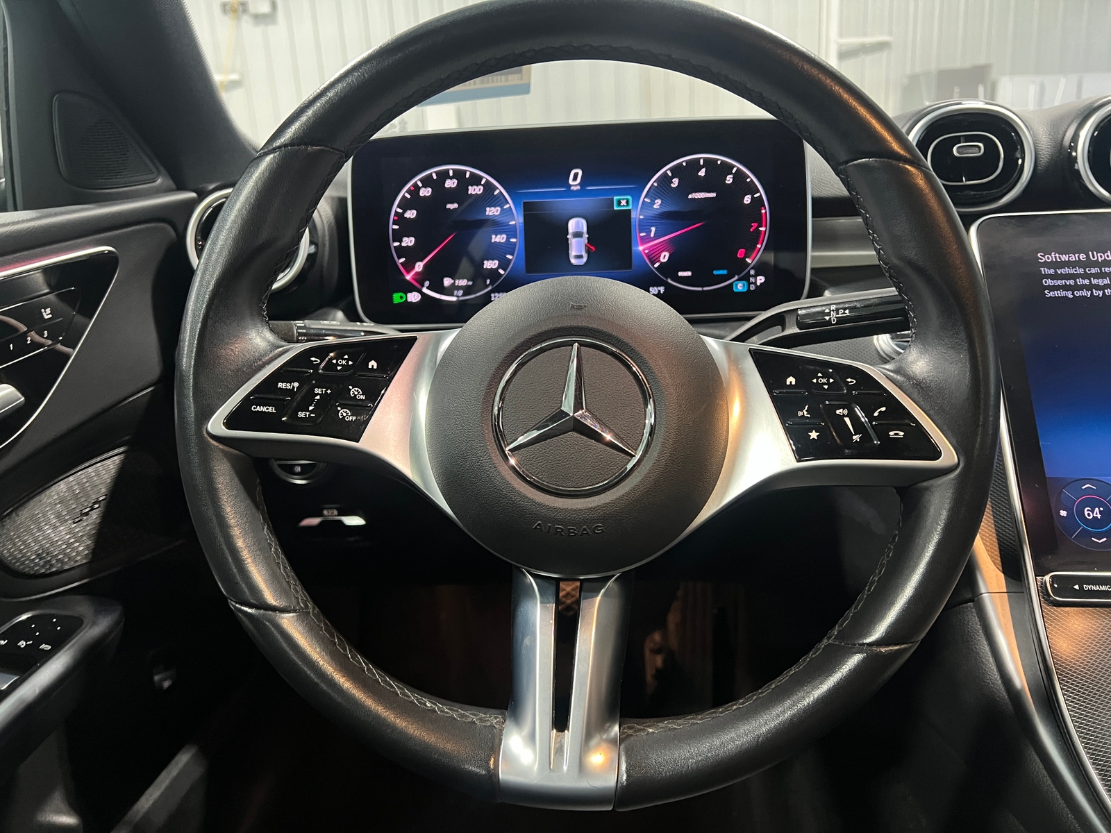 Thumbnail: 2024 Mercedes-Benz C-Class - 4