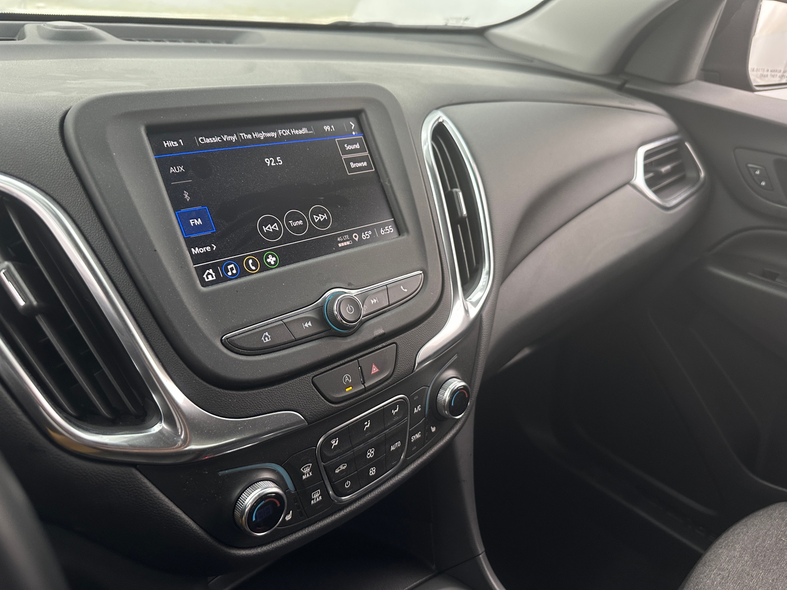 Thumbnail: 2024 Chevrolet Equinox - 4