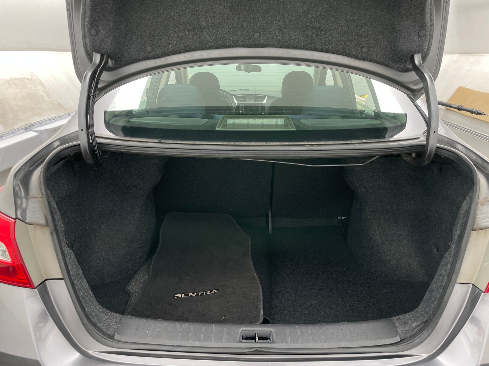 Thumbnail: 2019 Nissan Sentra - 7