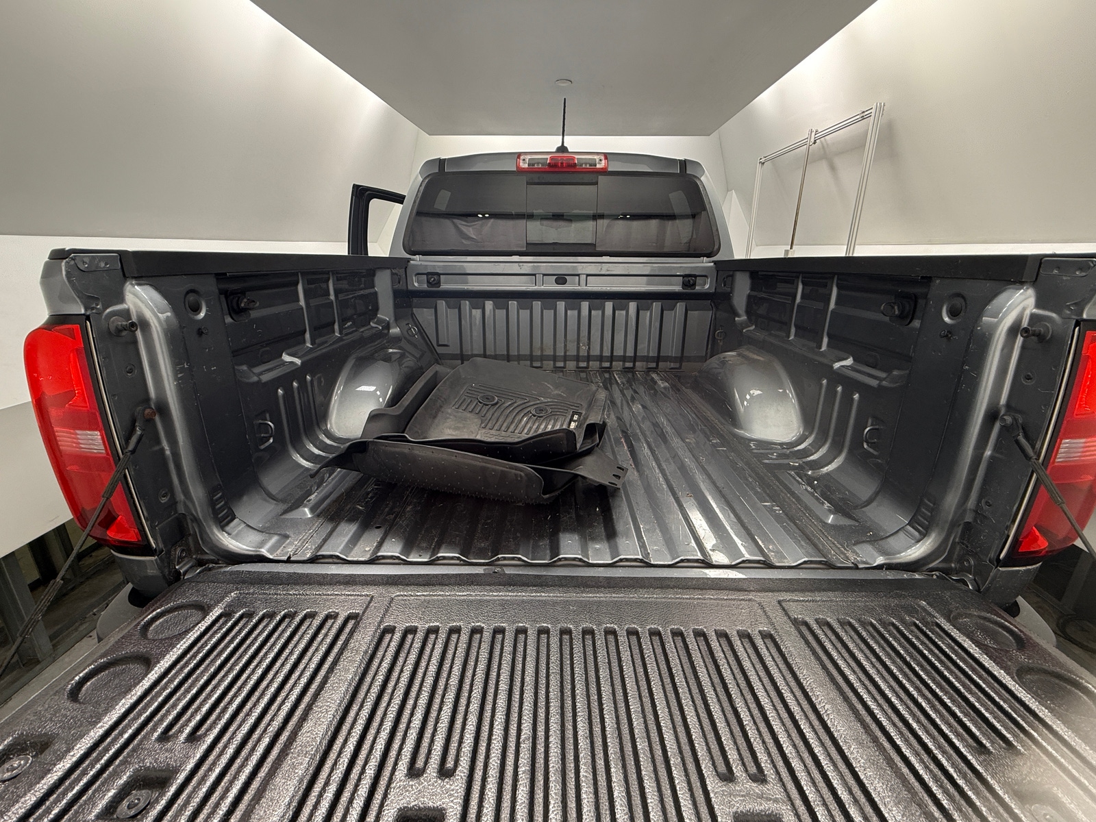 Thumbnail: 2019 Chevrolet Colorado - 7