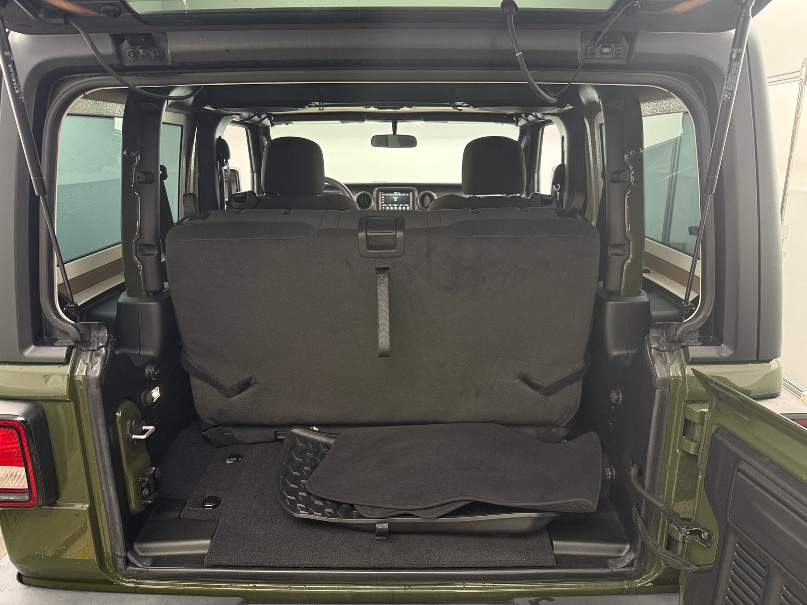 Thumbnail: 2023 Jeep Wrangler - 5