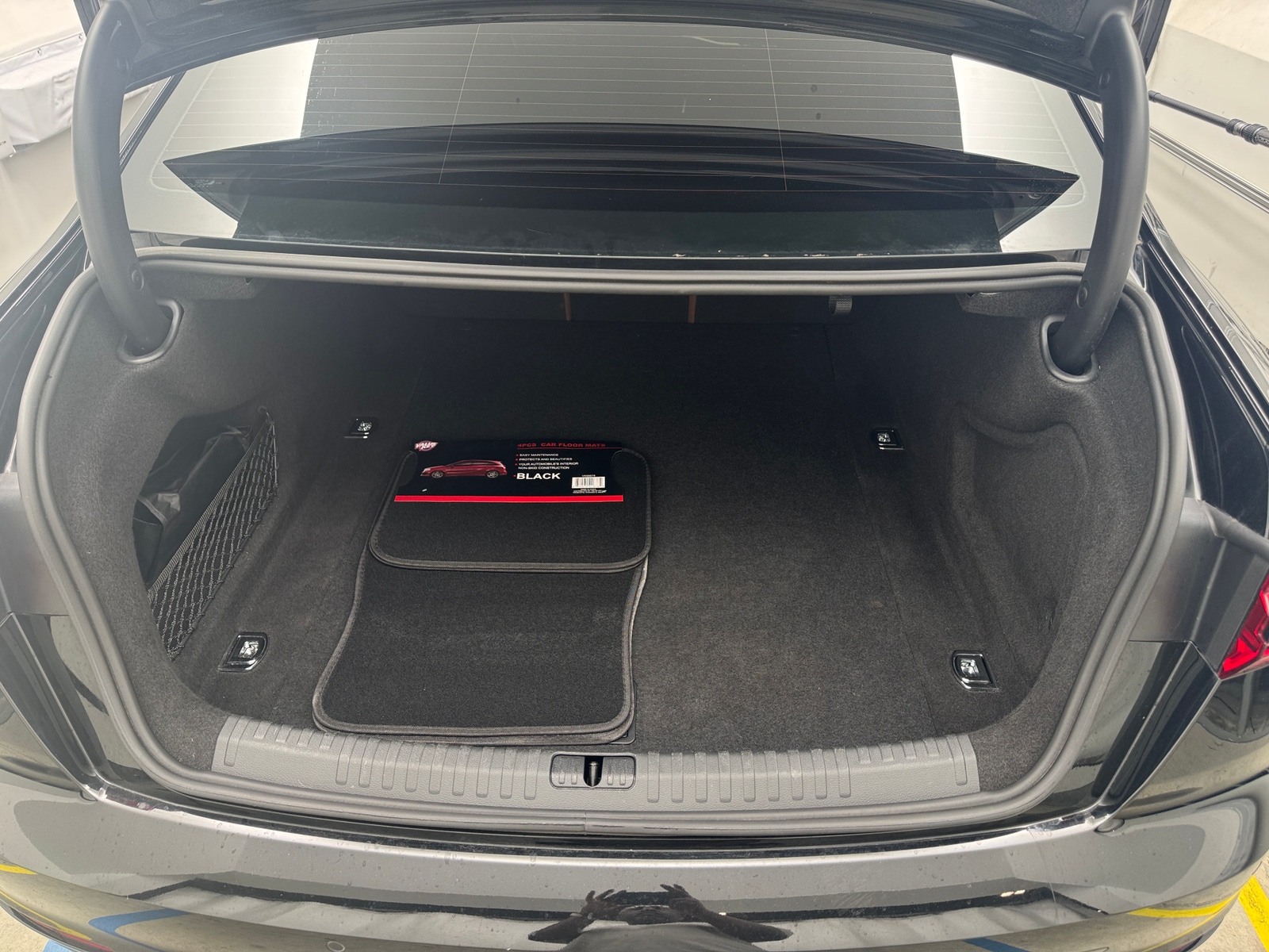 Thumbnail: 2021 Audi A6 - 6