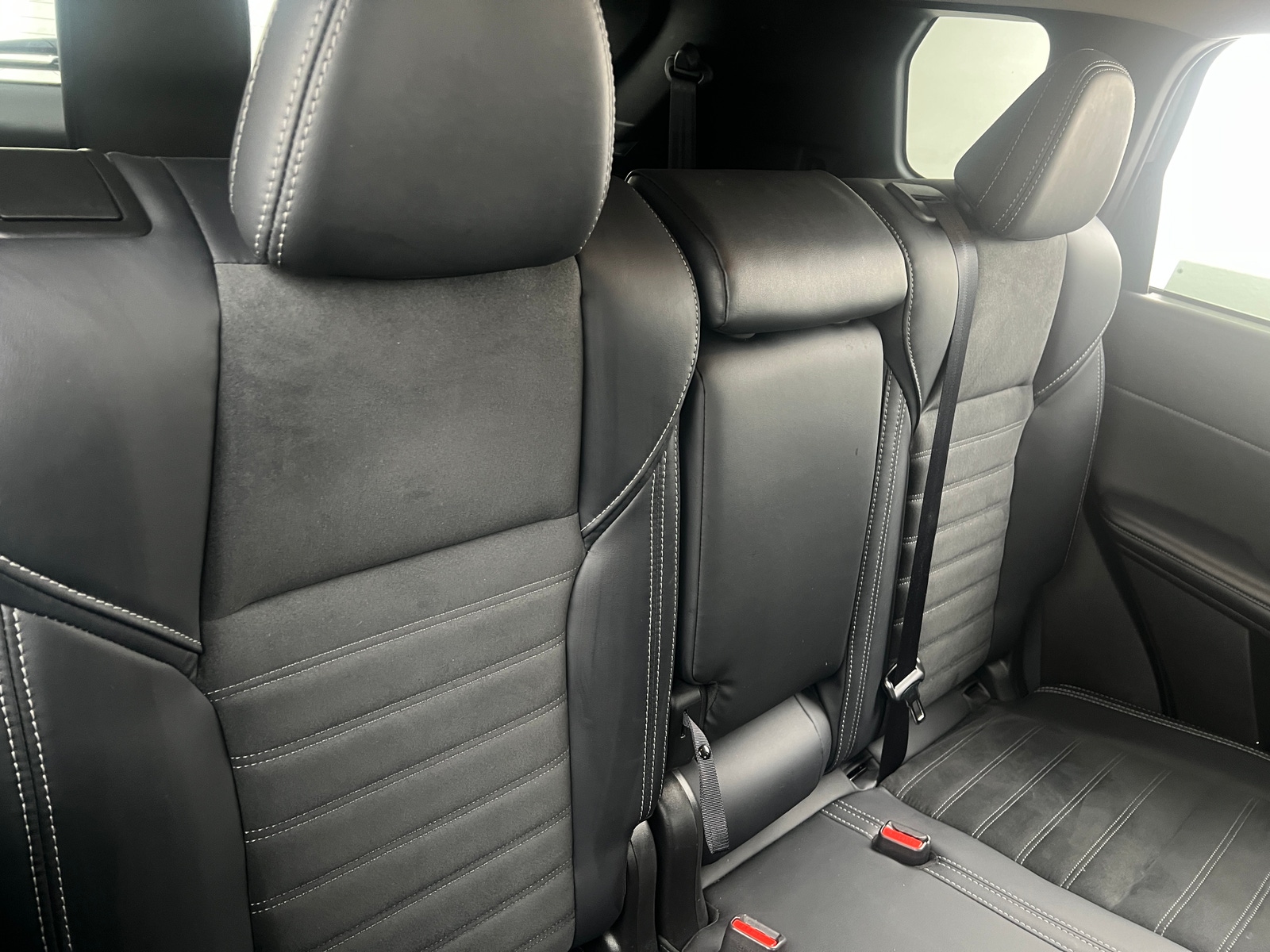 Thumbnail: 2024 Mitsubishi Outlander - 6