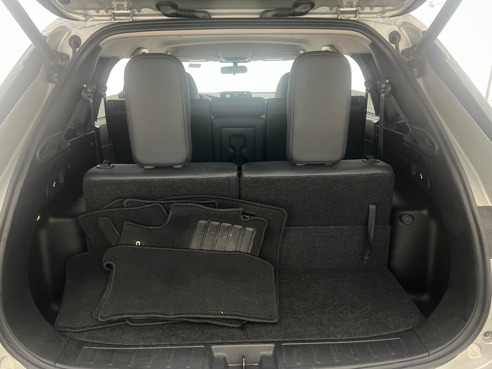 Thumbnail: 2024 Mitsubishi Outlander - 7