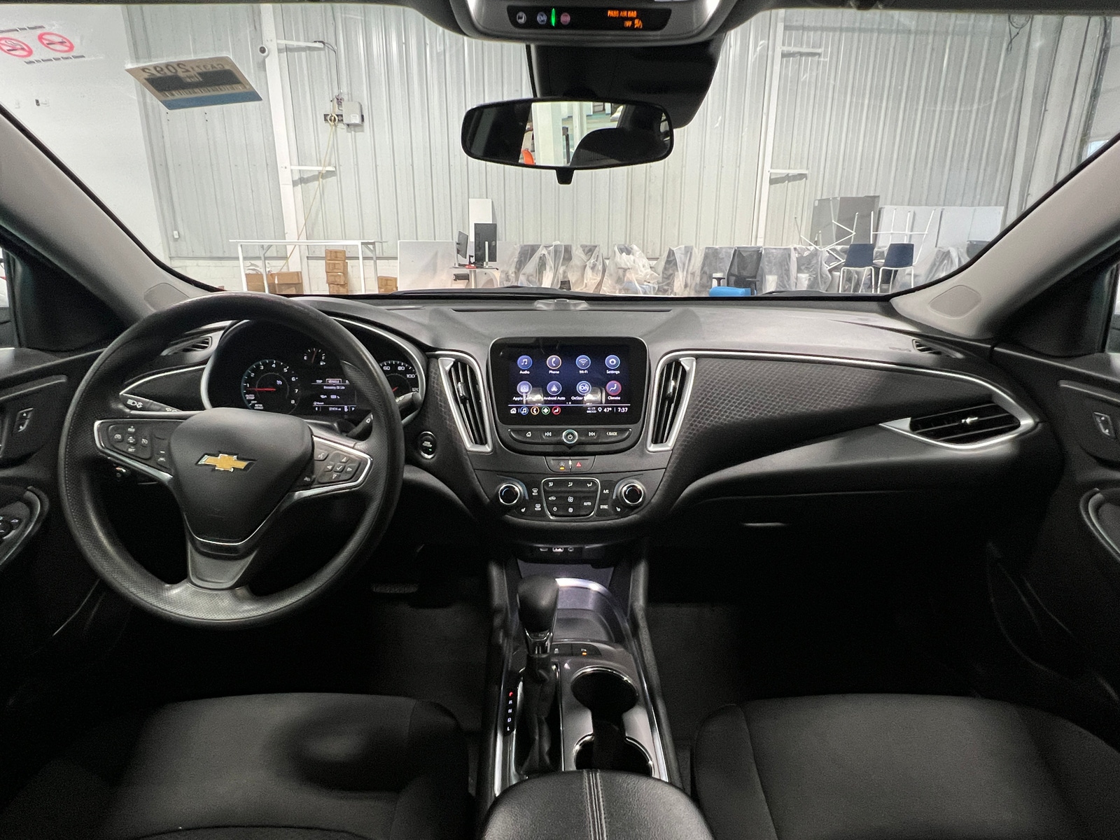 Thumbnail: 2024 Chevrolet Malibu - 3