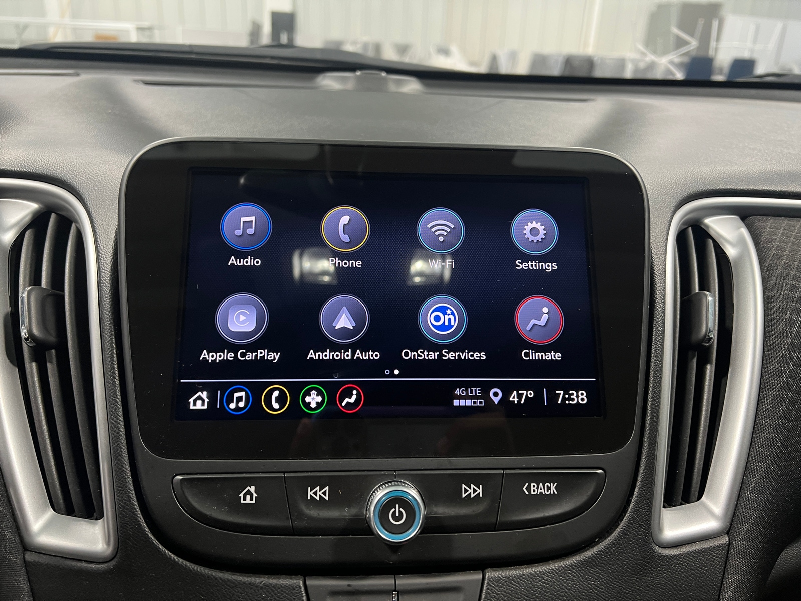 Thumbnail: 2024 Chevrolet Malibu - 4