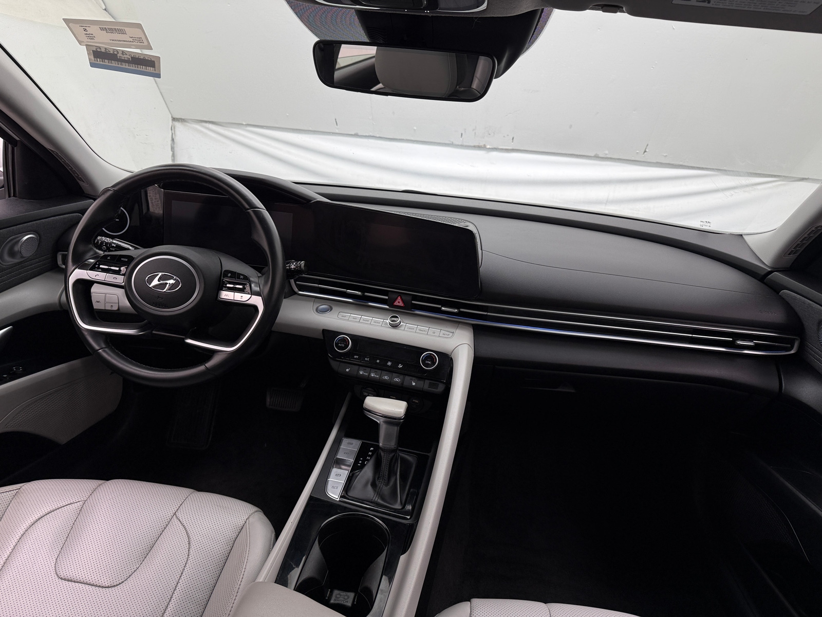 Thumbnail: 2021 Hyundai Elantra - 2