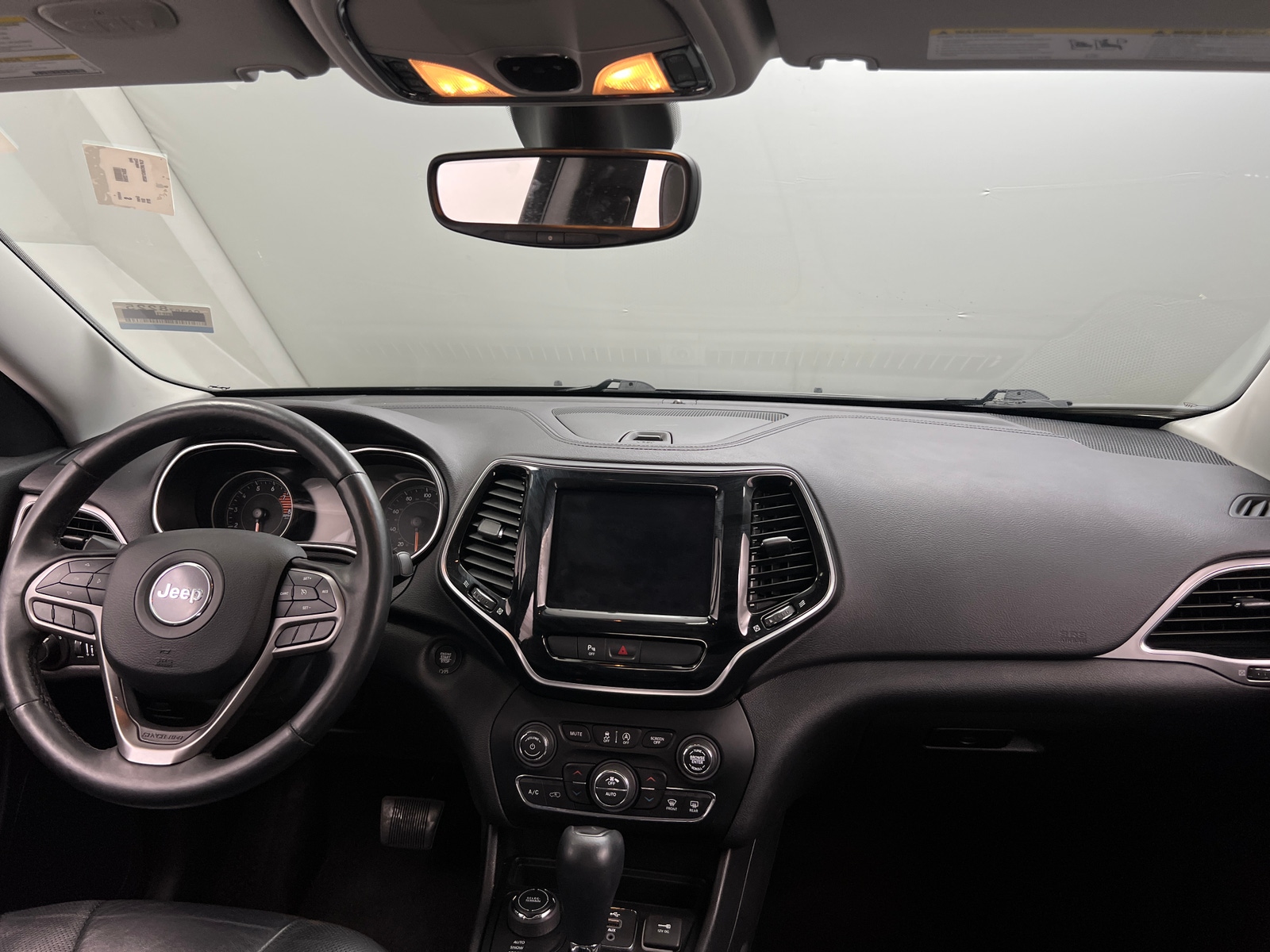 Thumbnail: 2019 Jeep Cherokee - 2