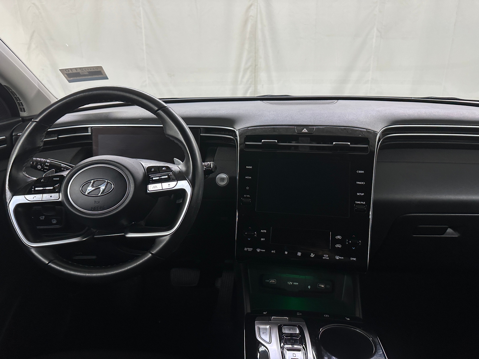 Thumbnail: 2022 Hyundai Tucson - 3