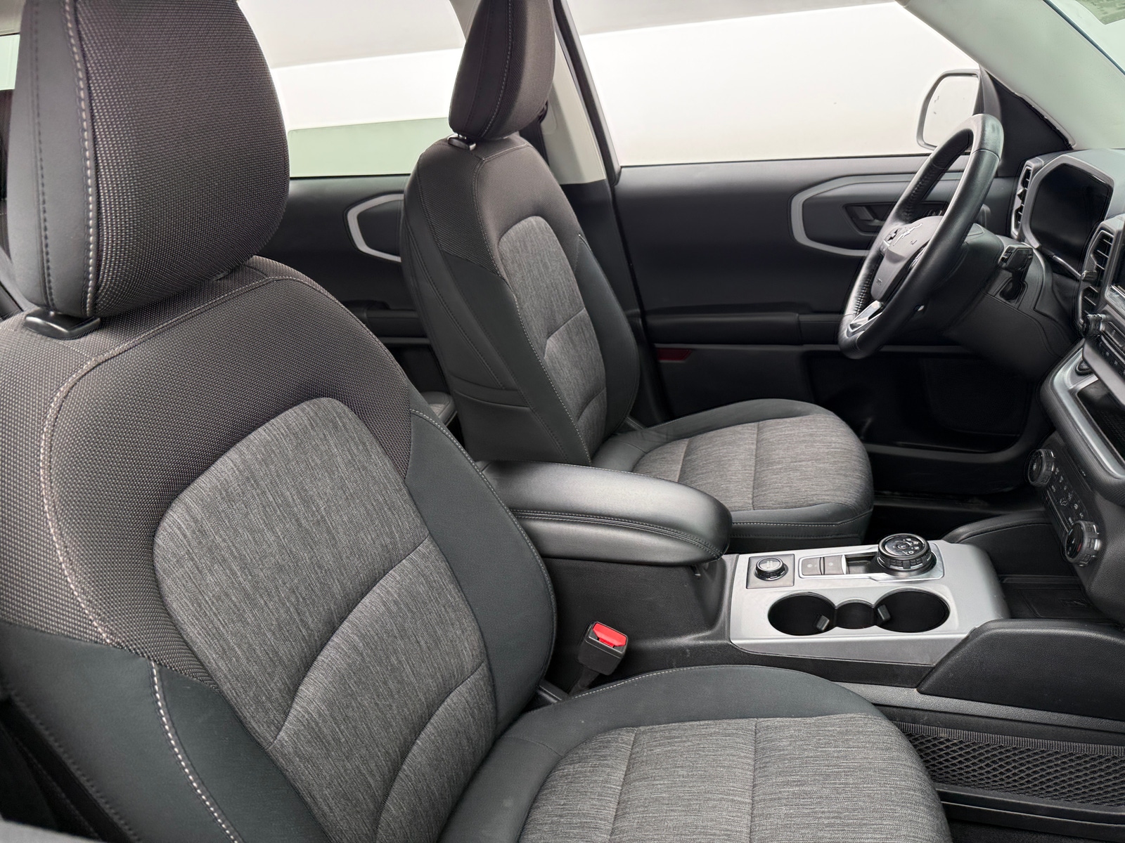 Thumbnail: 2022 Ford Bronco Sport - 2