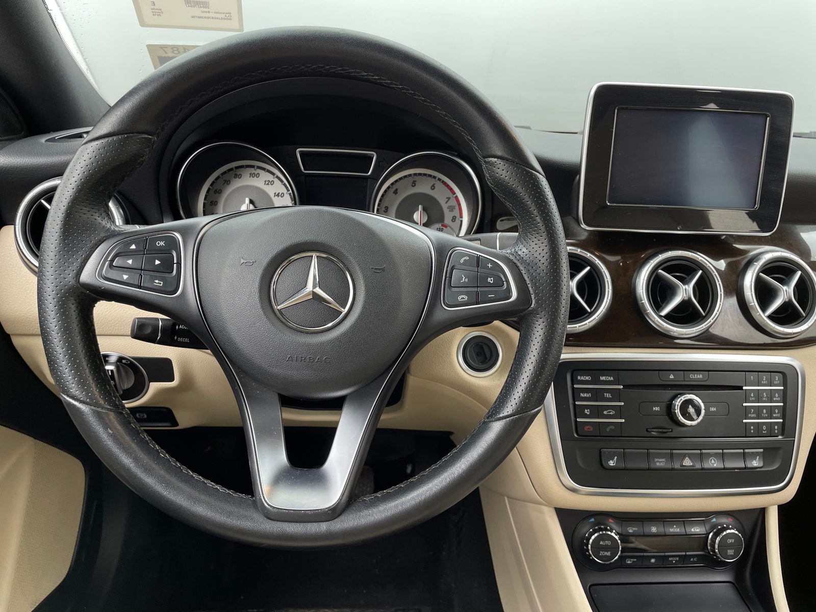 Thumbnail: 2016 Mercedes-Benz CLA - 3