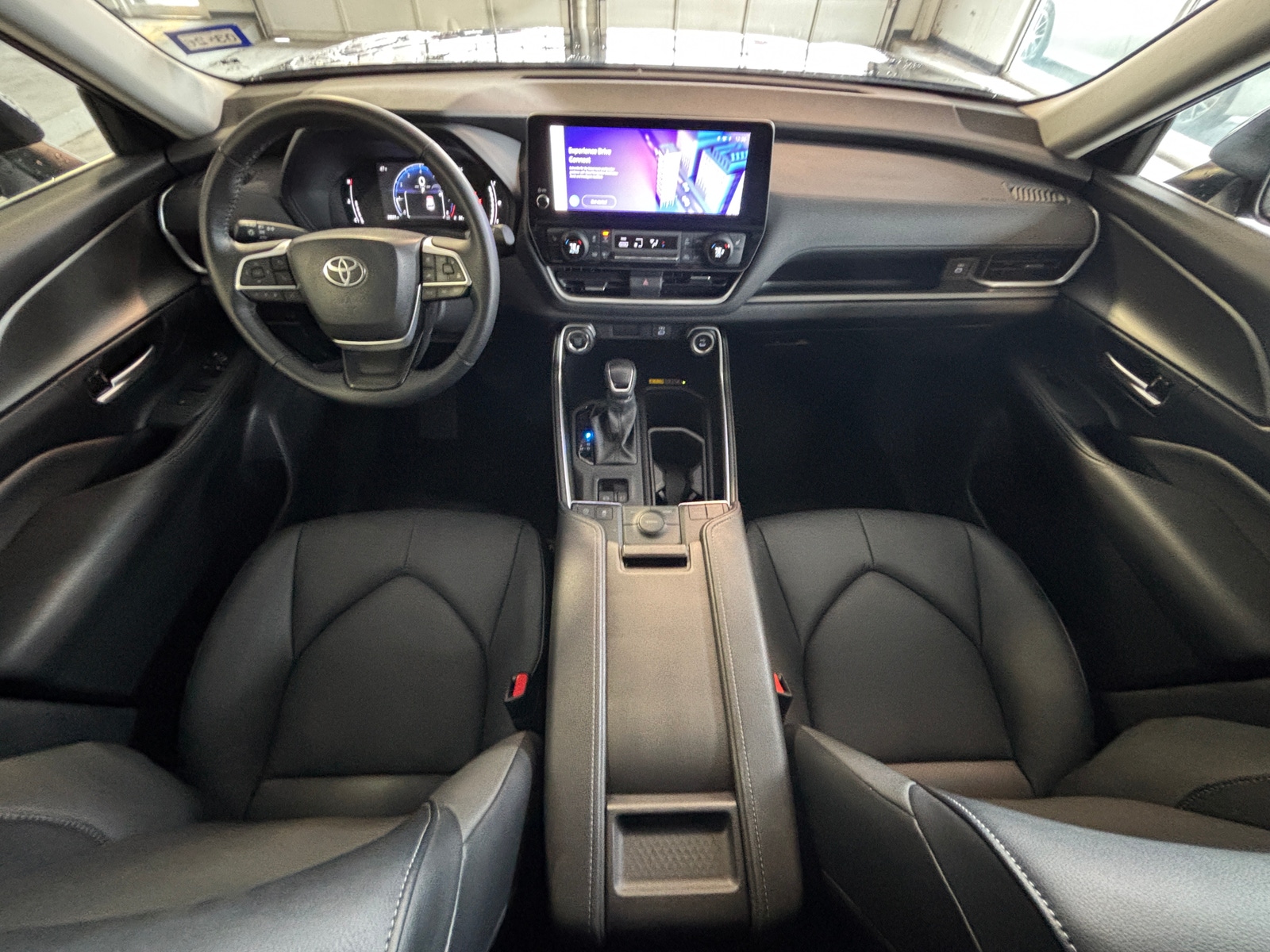 Thumbnail: 2025 Toyota Grand Highlander - 2