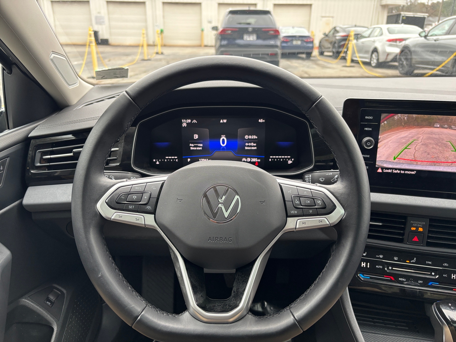 Thumbnail: 2025 Volkswagen Jetta - 5