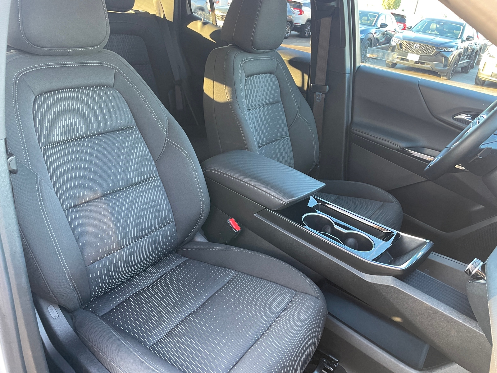 Thumbnail: 2025 Chevrolet Equinox - 2