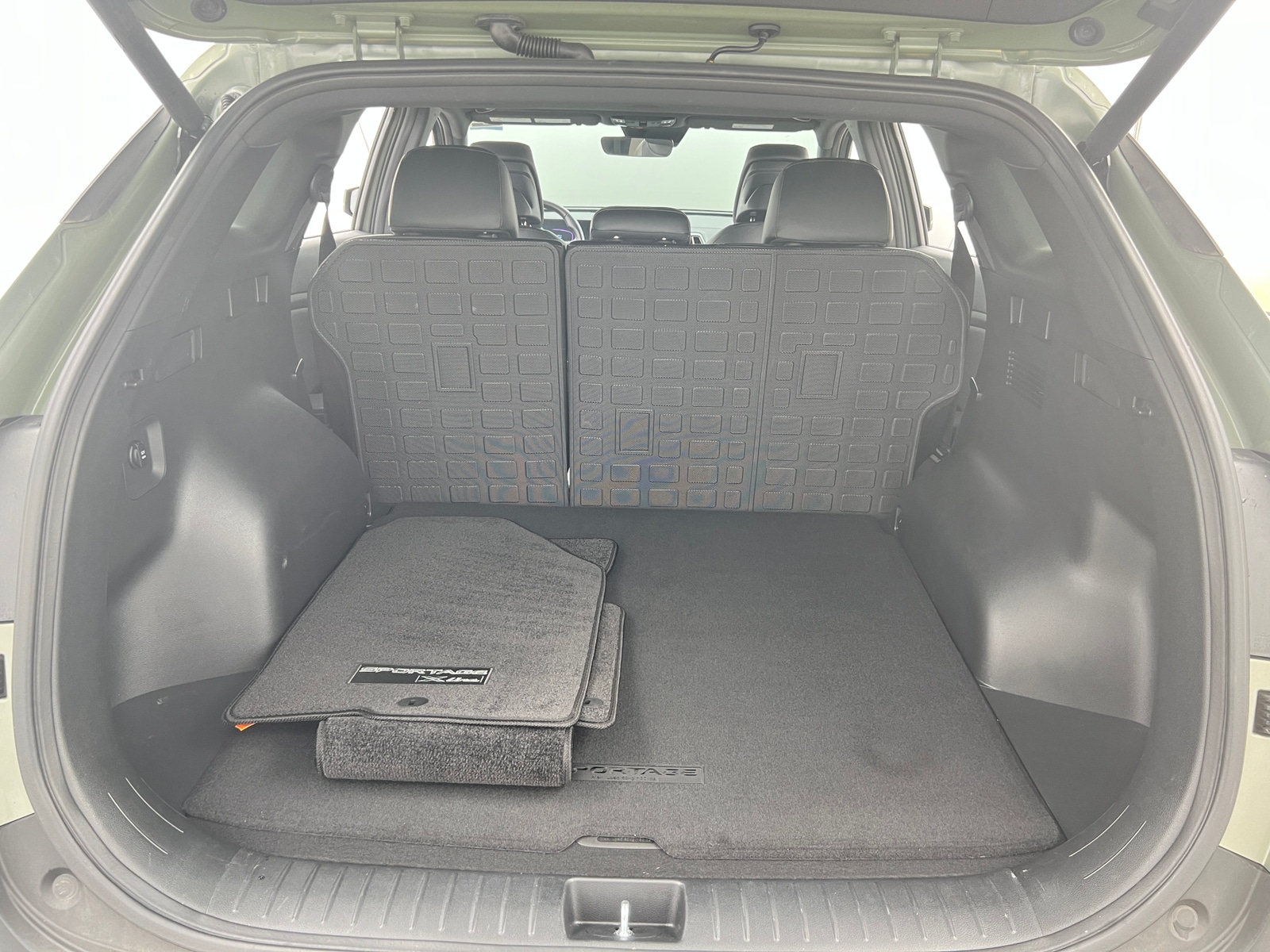 Thumbnail: 2025 Kia Sportage - 6