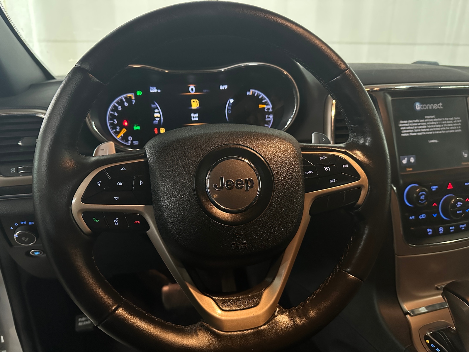 Thumbnail: 2017 Jeep Grand Cherokee - 4