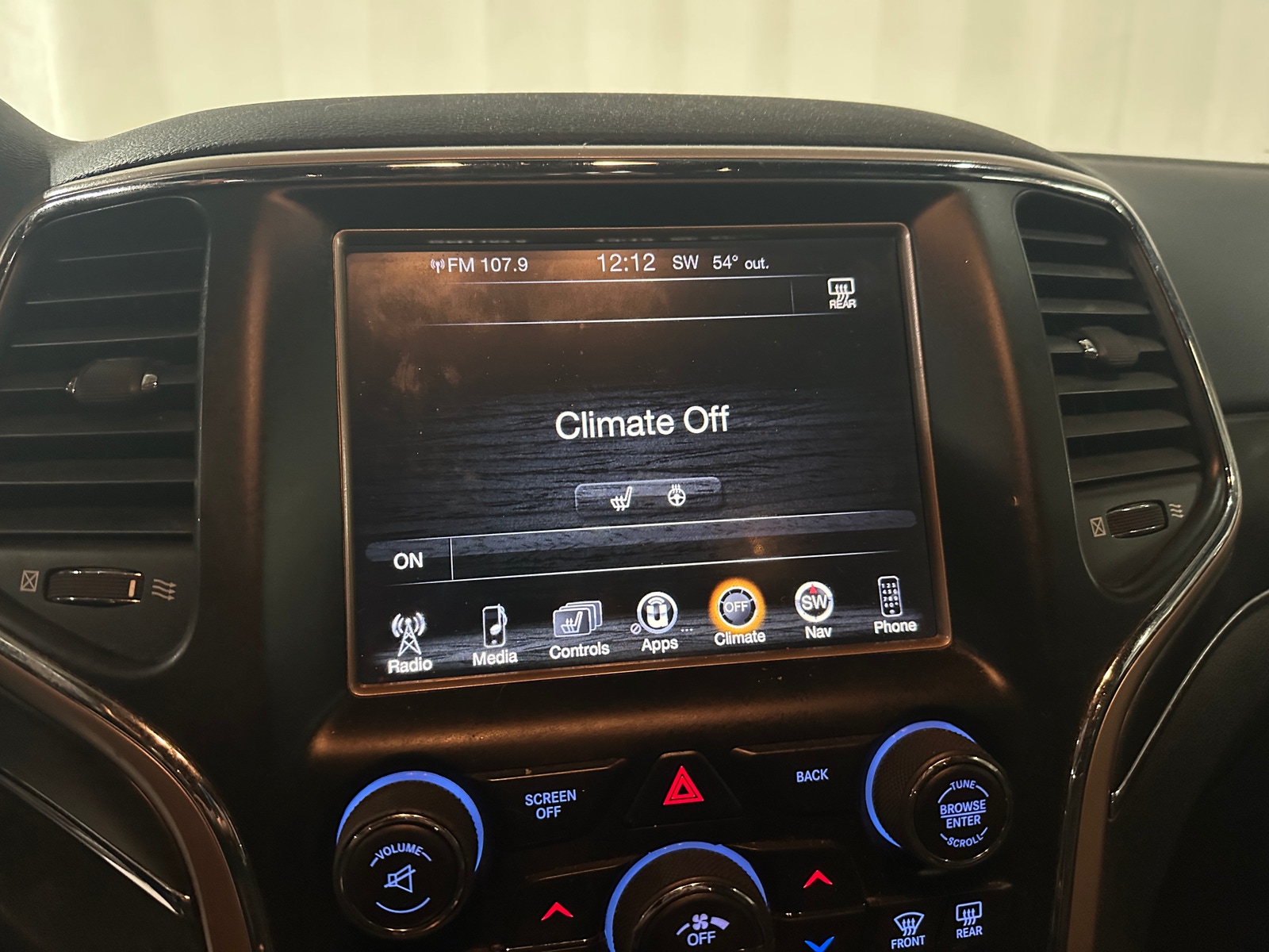 Thumbnail: 2017 Jeep Grand Cherokee - 3