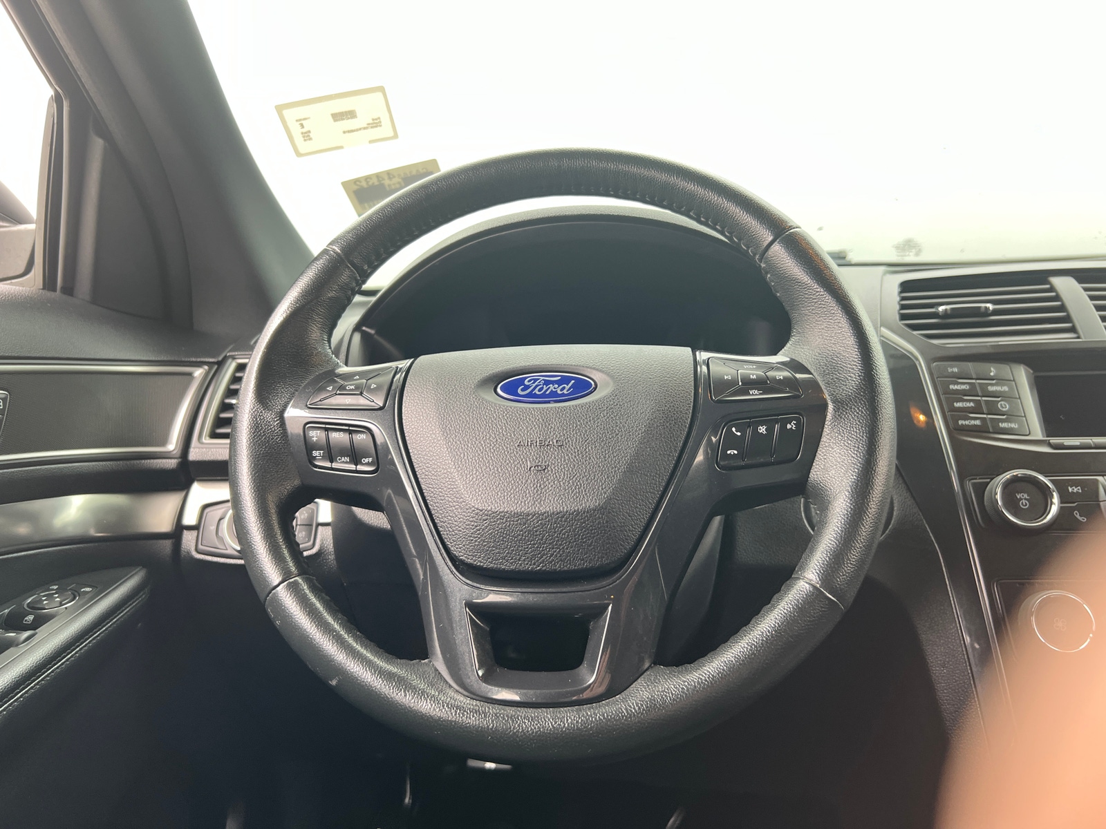 Thumbnail: 2019 Ford Explorer - 5