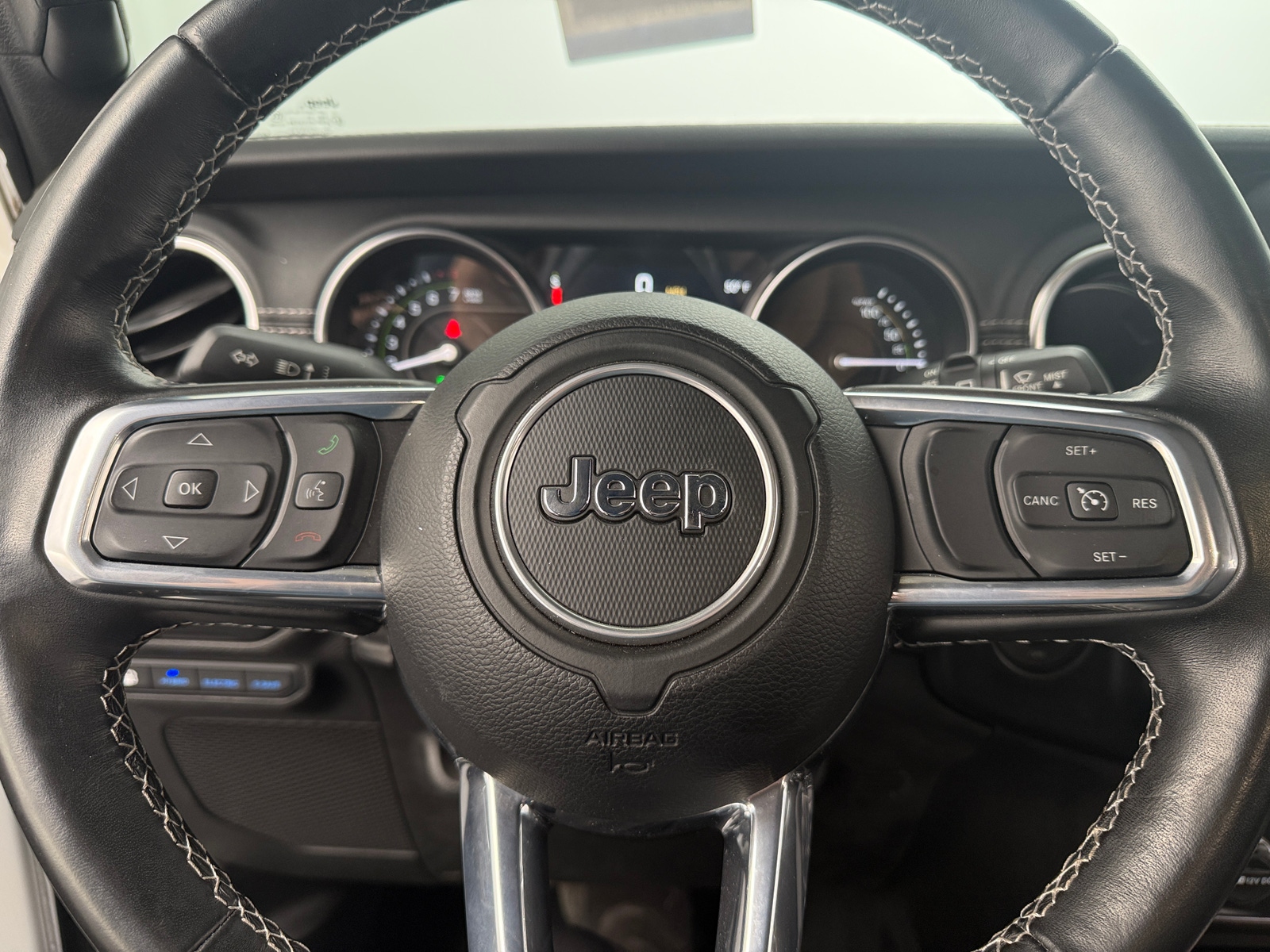 Thumbnail: 2022 Jeep Wrangler - 4