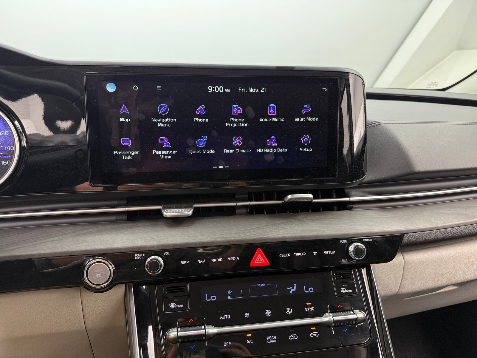 Thumbnail: 2024 Kia Carnival - 3