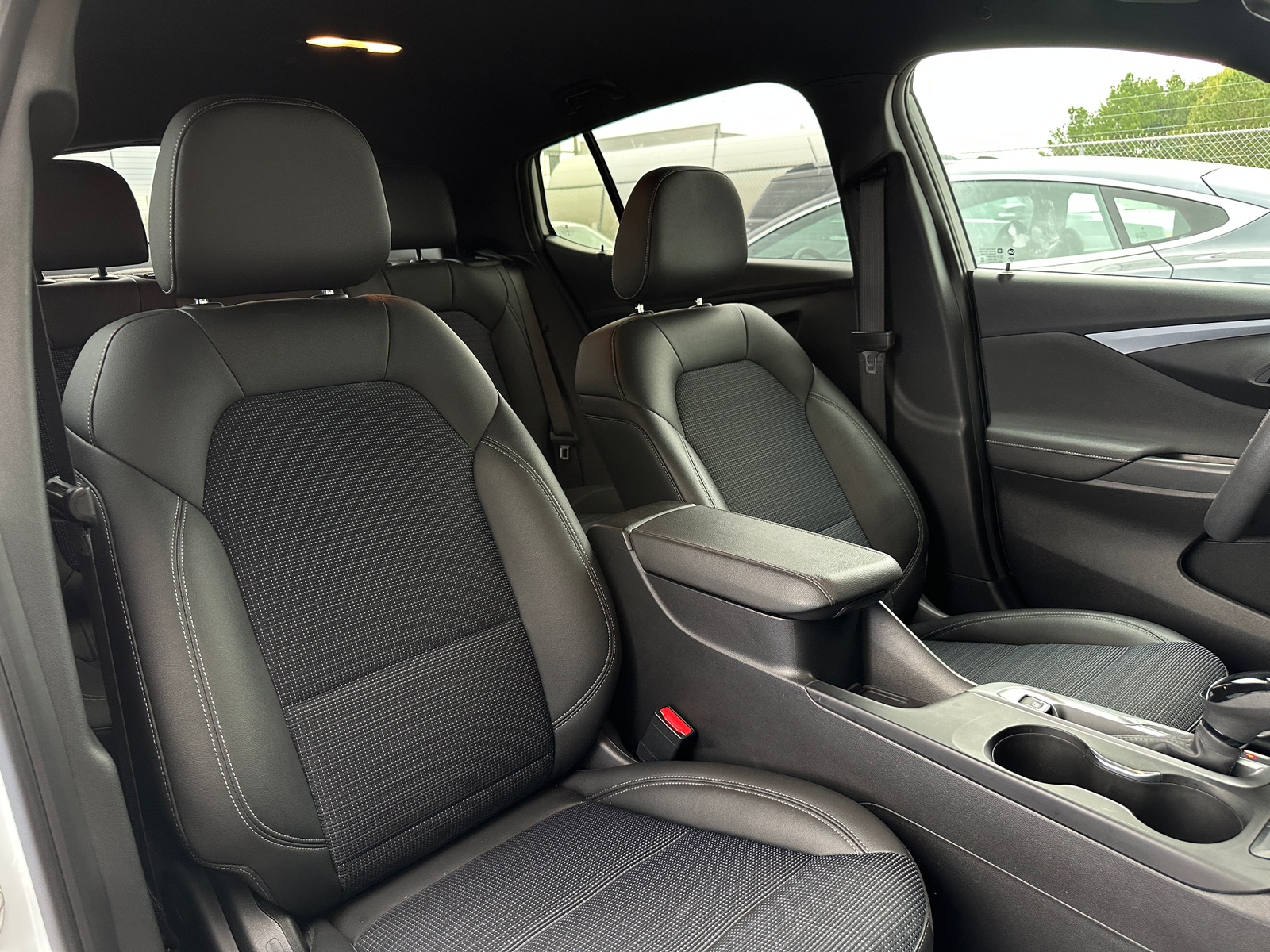 Thumbnail: 2025 Buick Envista - 2