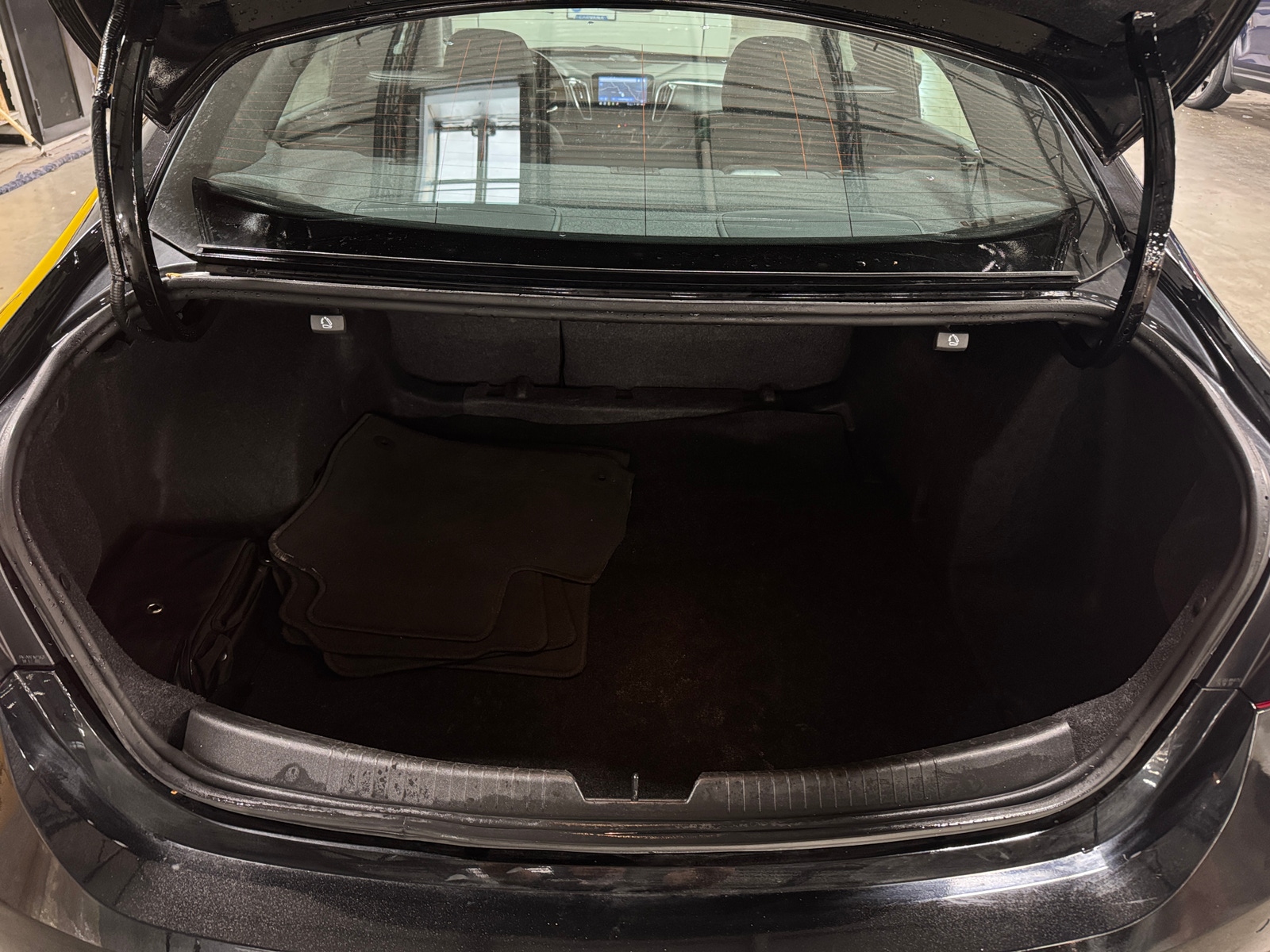 Thumbnail: 2024 Chevrolet Malibu - 6