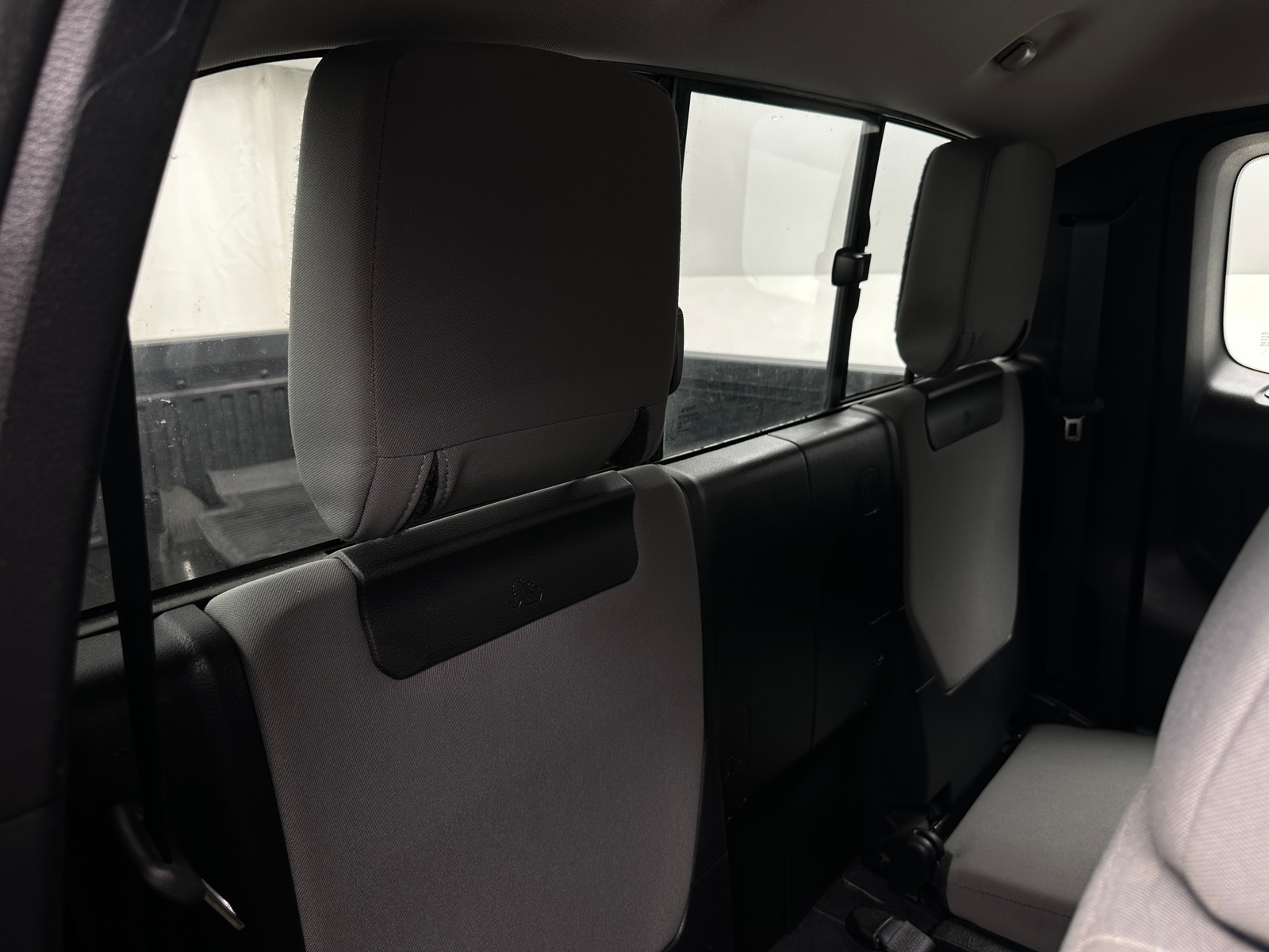 Thumbnail: 2016 Toyota Tacoma - 6